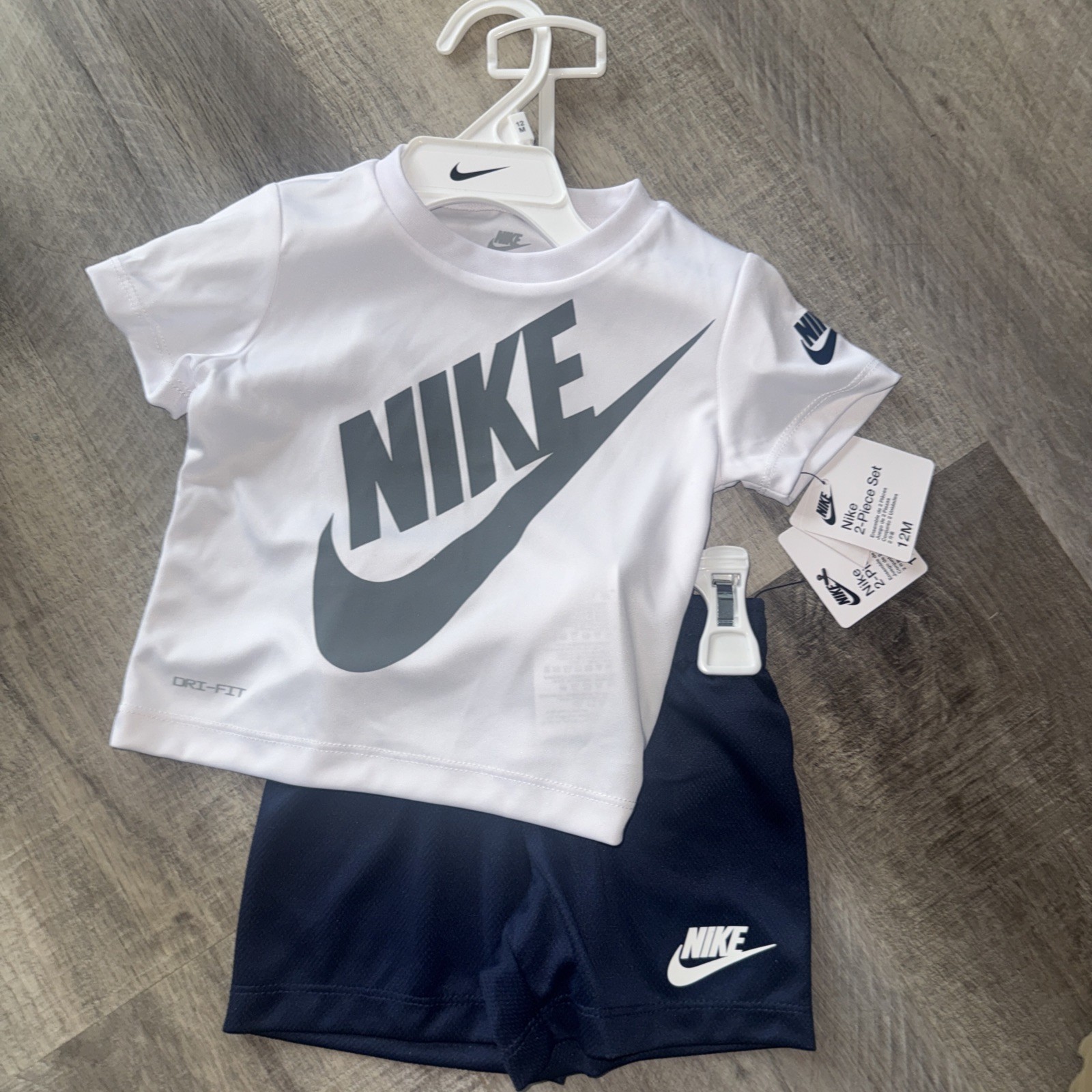Nike Short & Tee Shirt Short Sets Outfit Boys Set Size 12M White Navy Blue
