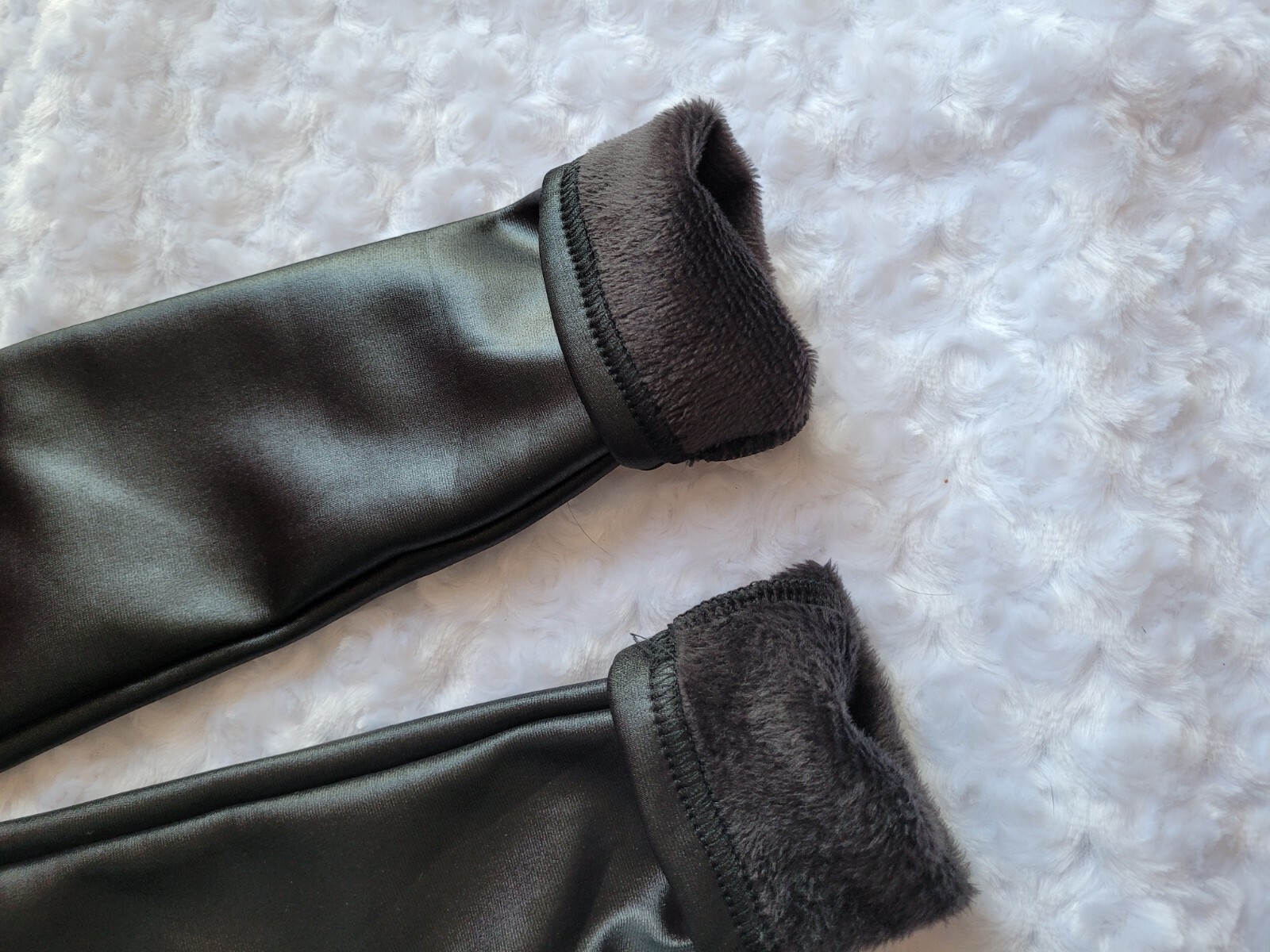 Fleece lined faux leather leggings