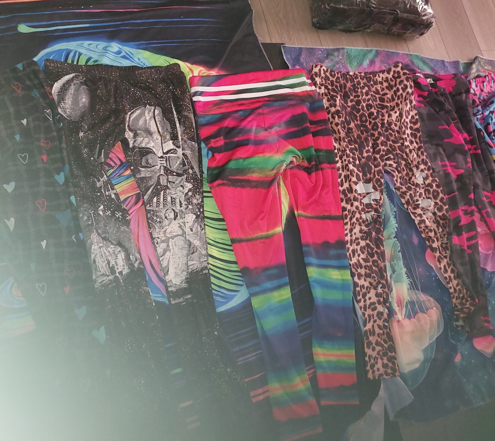 various woman cloth L x1