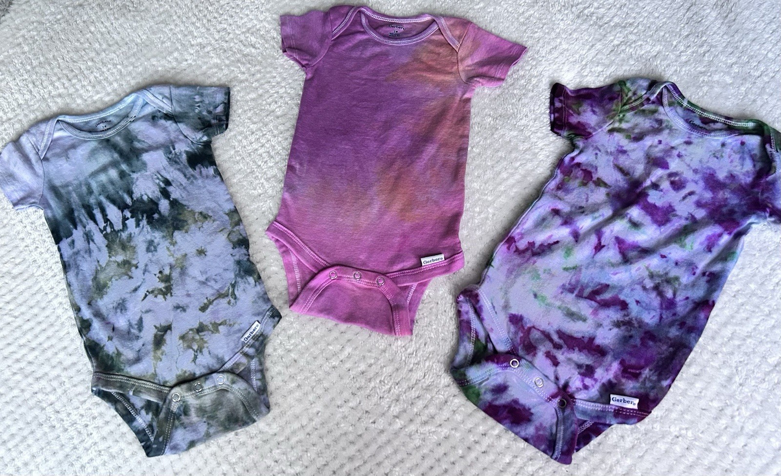 New Baby Gerber Girls Boys 12 Month Short Sleeve Cotton Onsie Set of 3
