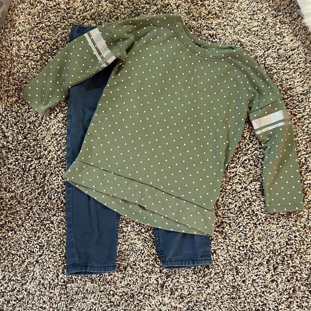 H&M-Old Navy Girls Fall/Winter Outfit Polka Dot & Gray Button Up