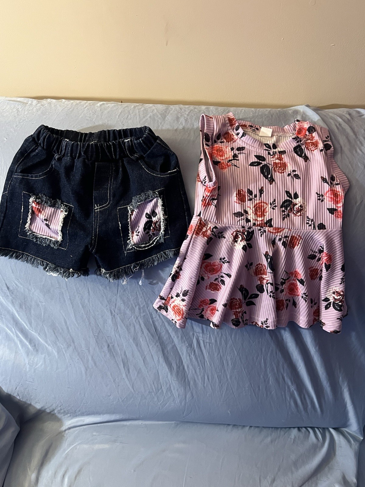 Lot Of 1 Floral Light Purple Top and Denim Shorts Set Size 1-2y
