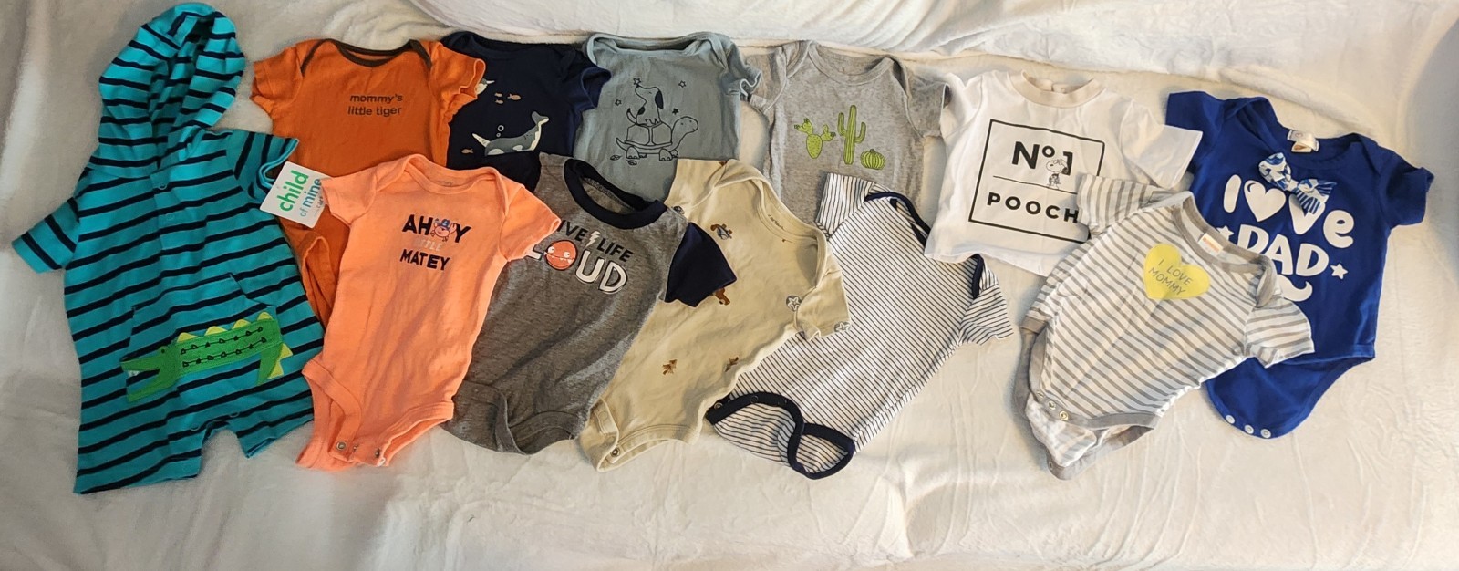 Baby Boy 0-3, 3 Mo Lot Of 18 Pcs Of Bodysuits And A NWT outfit.