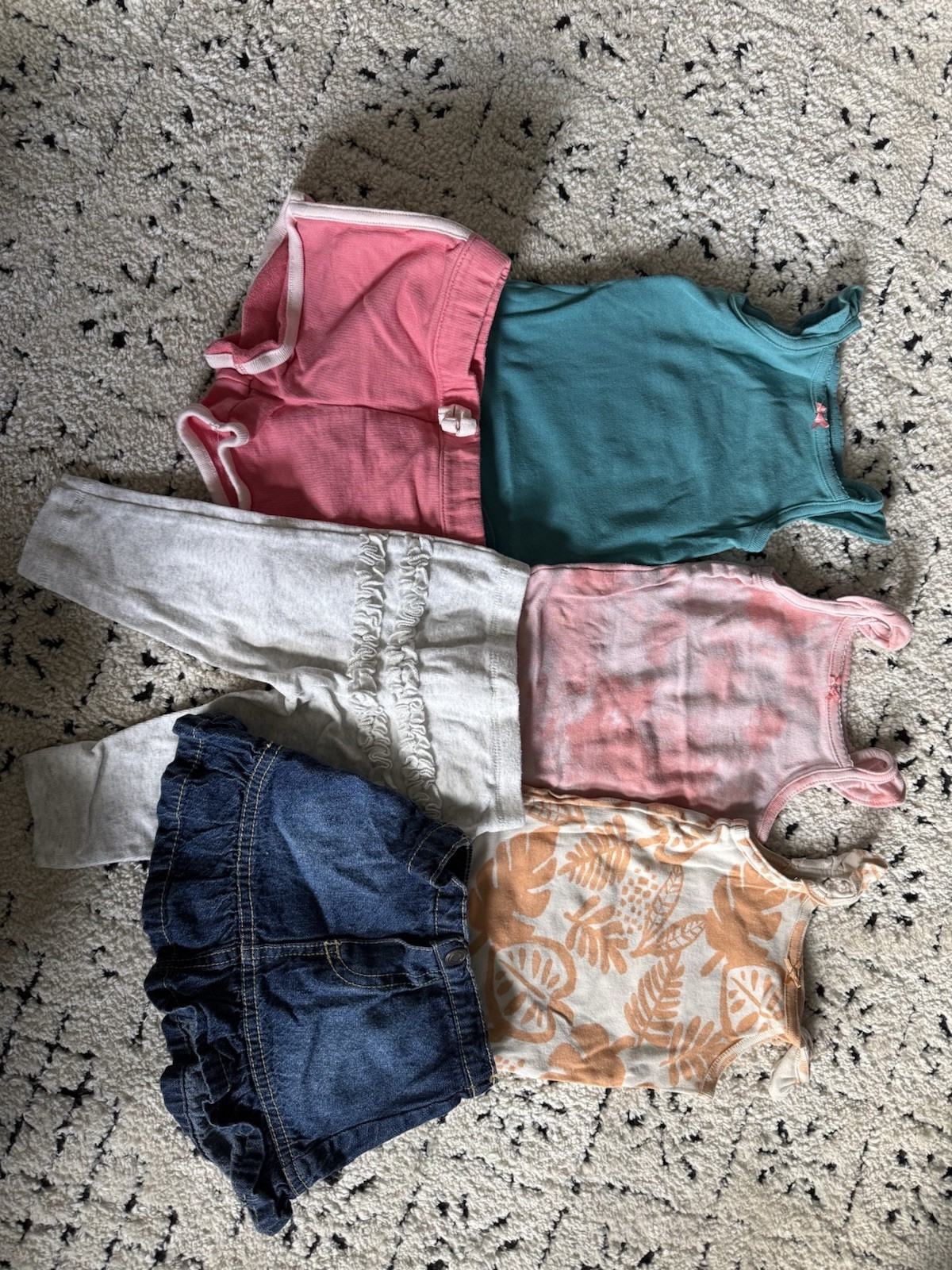 6-9 Month Girl clothes – 6 outfits