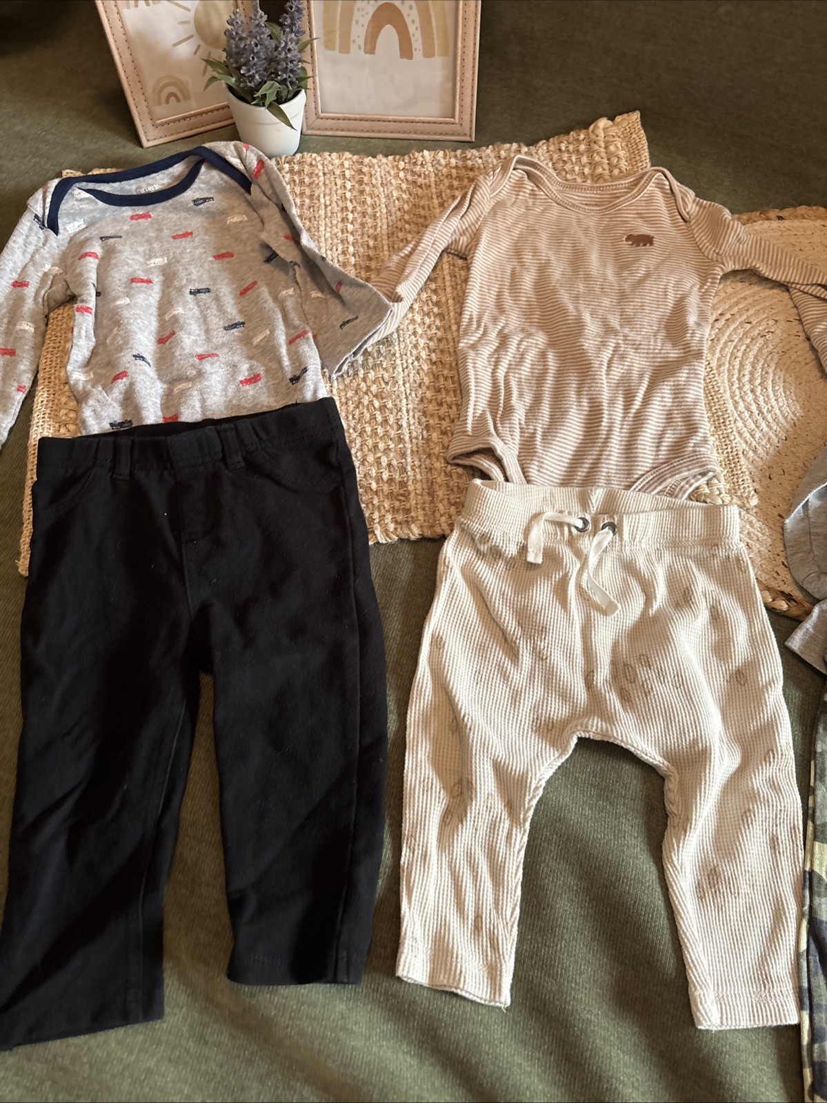 Old Navy Carters Gerber & Mom Baby Boy 6-9 Fall Winter Outfits Cute Dino Camo