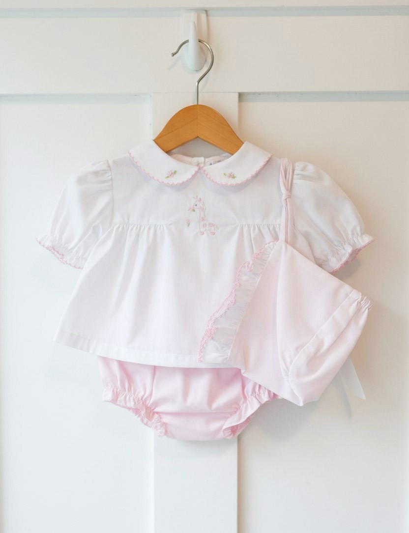 NWT Petit Ami White Pink 3p Giraffe Diaper Dress Set 3 Months Hat Baby Girls 3M