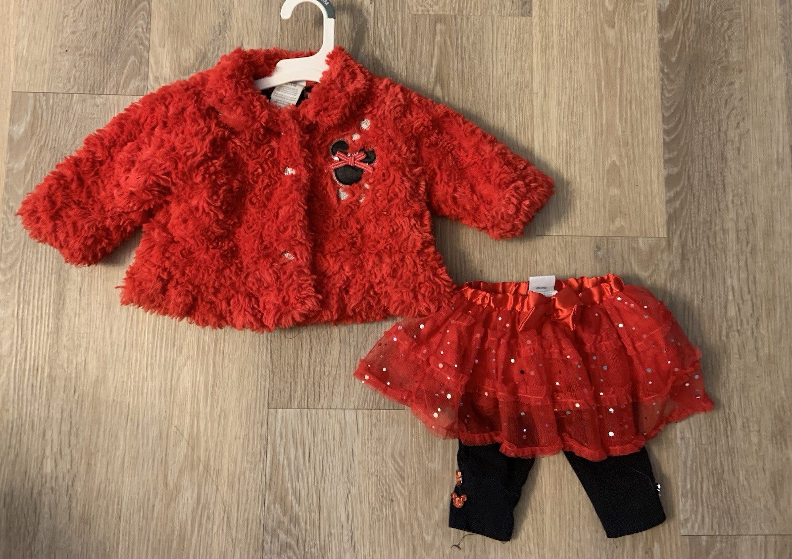 Disney Minnie Mouse Girl’s Size 6 Months 2Pc Adorable Red Jacket & Pants Set