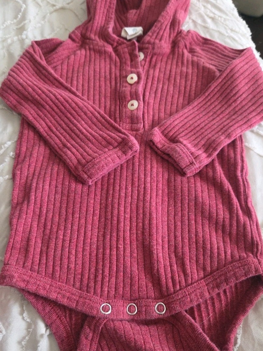 Kate Quinn 2pc Burgundy Jumper With Hood 12-18M Set