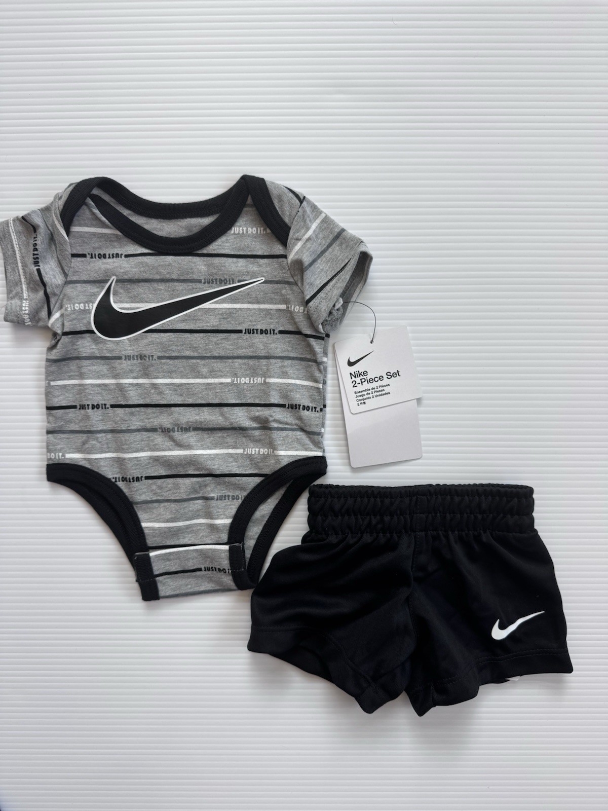 Nike Baby 2 Piece Set, Body Suit And Shorts, Newborn Black NWT