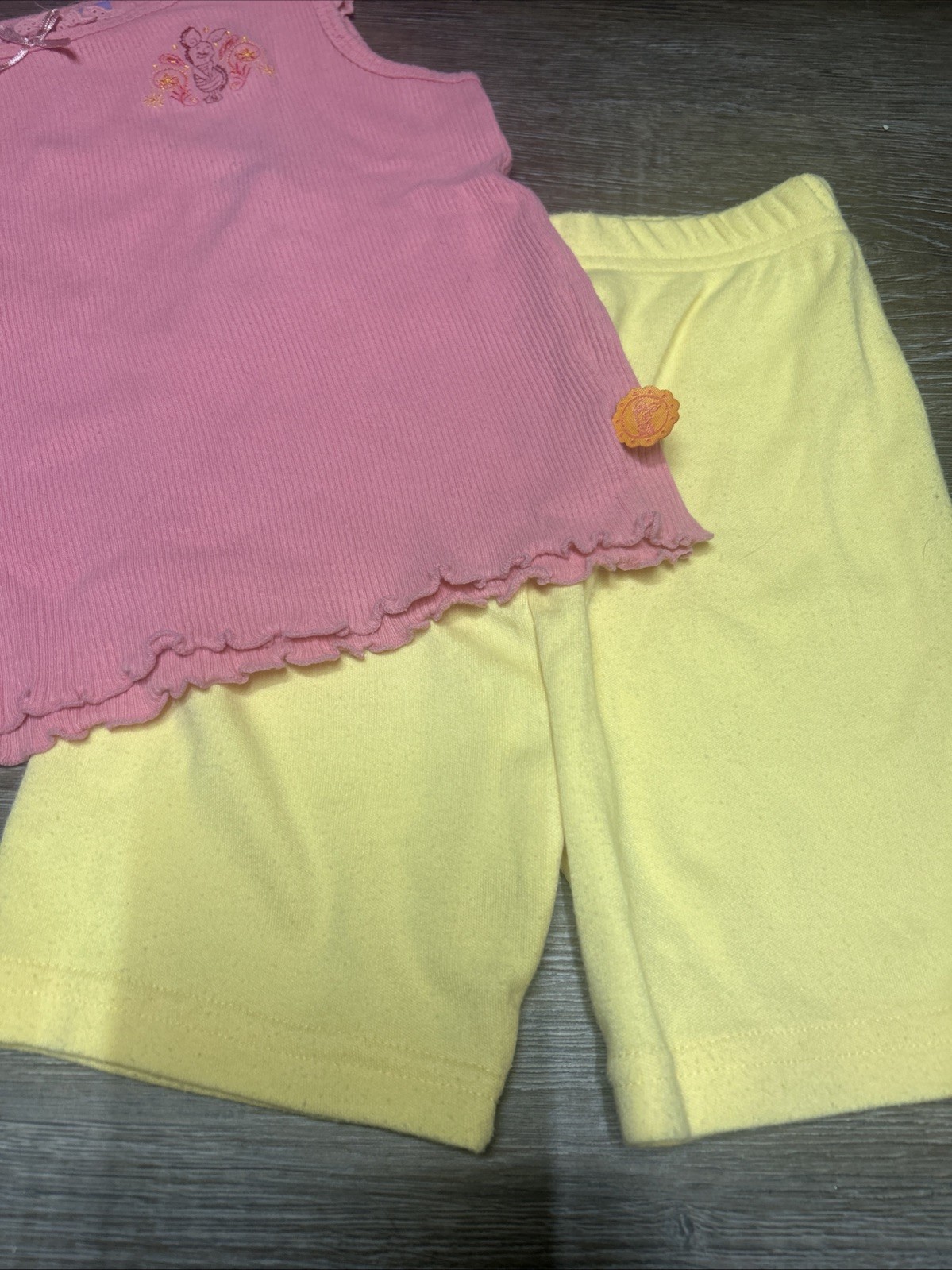Vtg Disney Winnie the Pooh Piglet 2 Pc Outfit Set Embroidered Yellow Floral 4T