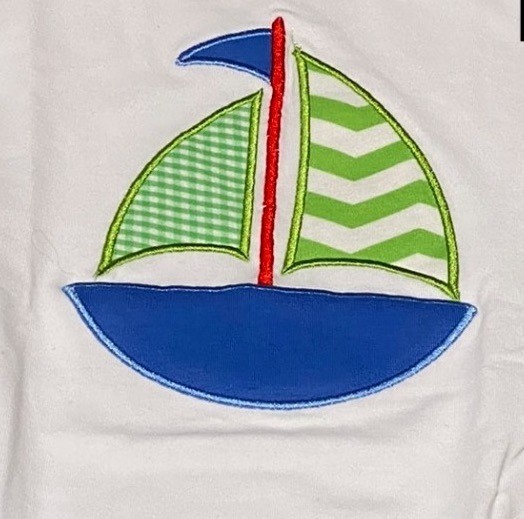 Boutique Boys 5T 6T NWOT sailboat embroidery applique shirt shorts Set nautical