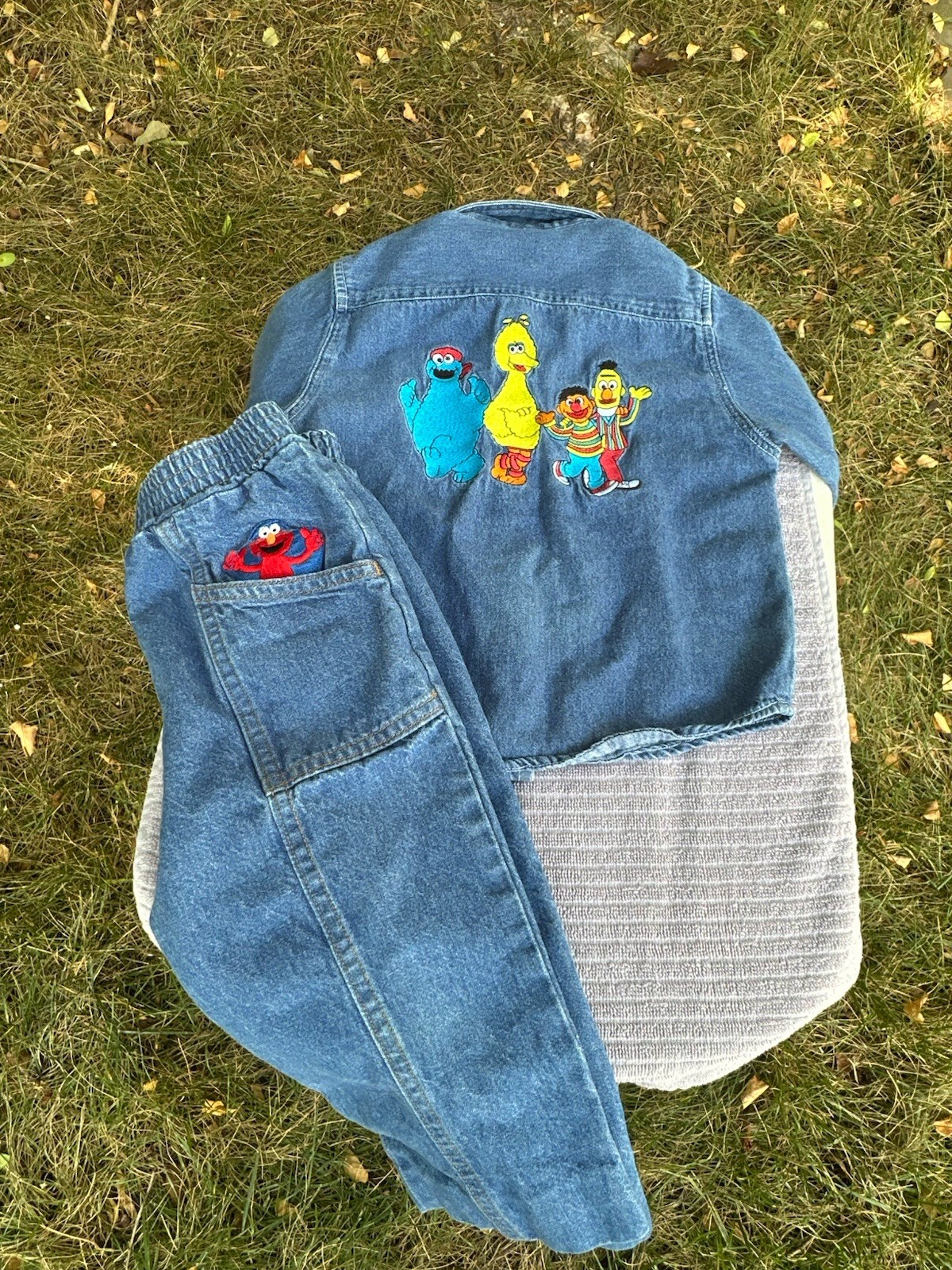 Vintage 90’s Sesame Street Elmo And Friends Denim Shirt And Pants 4t Read