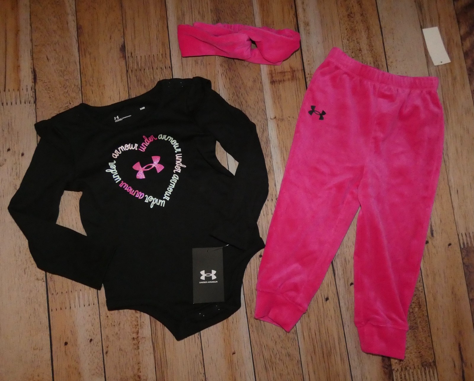 Under Armour Baby Girls 3 Piece Set Velour Pants Black Bodysuit Headband 24M NWT