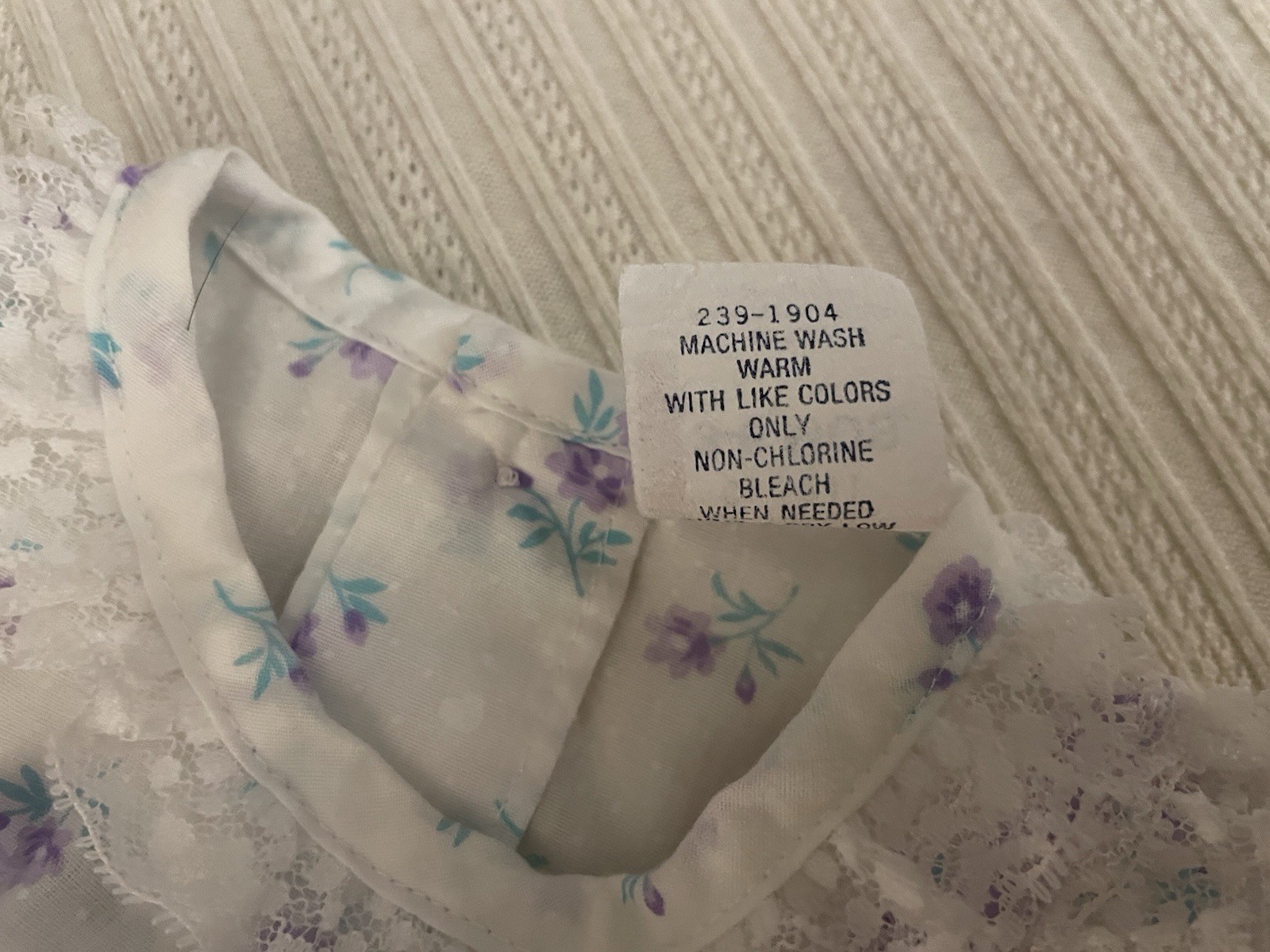 Vtg Baby Two Piece Set Lavender Ribbons Floral Lace Ruffled Bloomers 3-6 Month