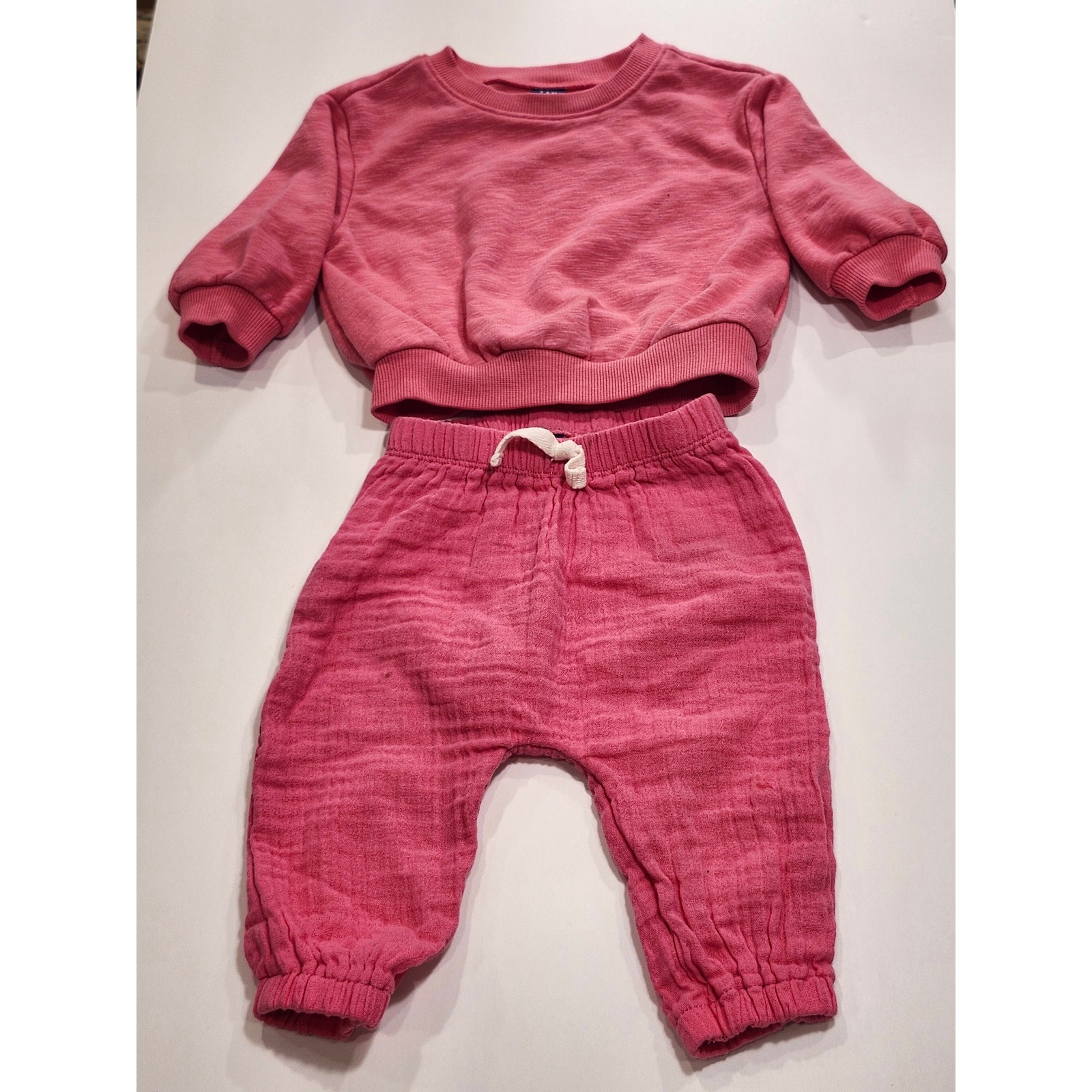 Old Navy Girl Muslin Gauze Pull On Pant Sweatshirt Pink Set Sz 3-6 months K0003