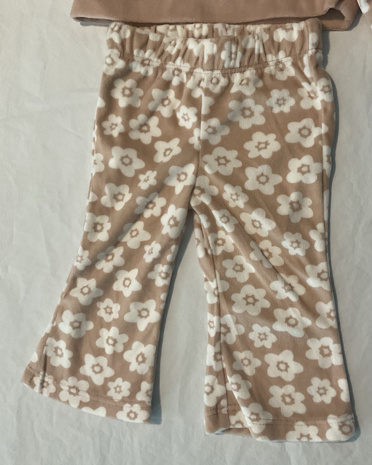 Little Lass Infant Girls 3-6 Mos Beige Velour Floral Bear Top Pants Headband Set