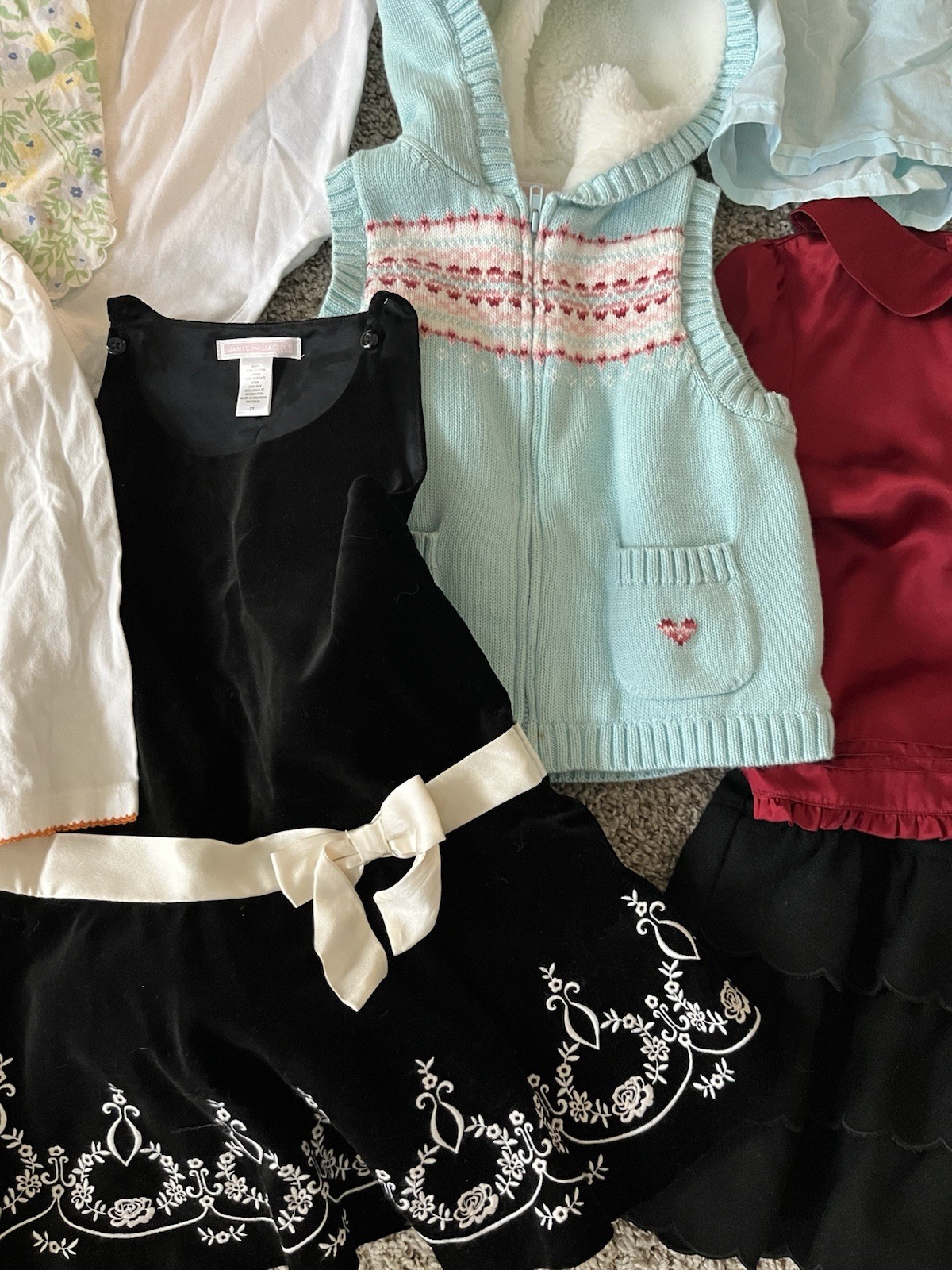 Huge Lot Janie And Jack Toddler Girls Clothing 11 Pieces Pants Shirts Dresses 2T