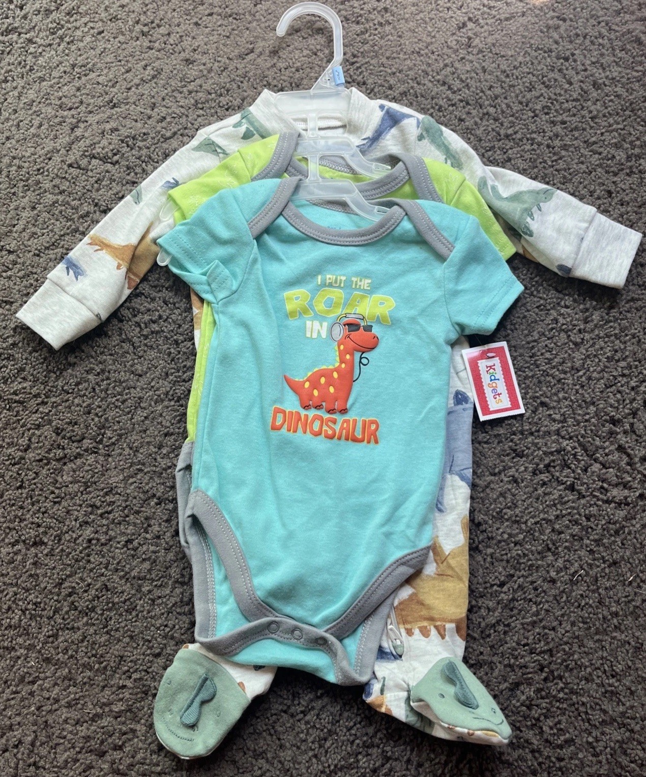 CARTERS 3PC OUTFIT – Size 0-3 Mo & 3-6 Mo with LITTLE BEGINNINGS OUTFIT and Bib