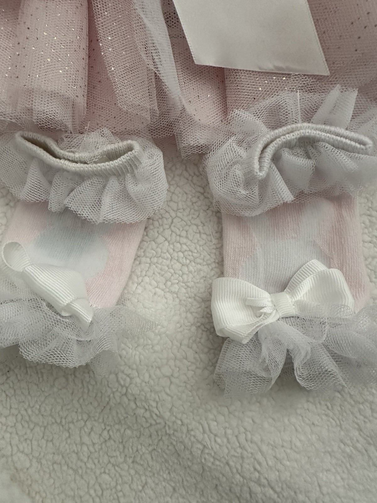 BABY ESSENTIALS 4 piece set peach/white EASTER motif photo prop size NEWBORN