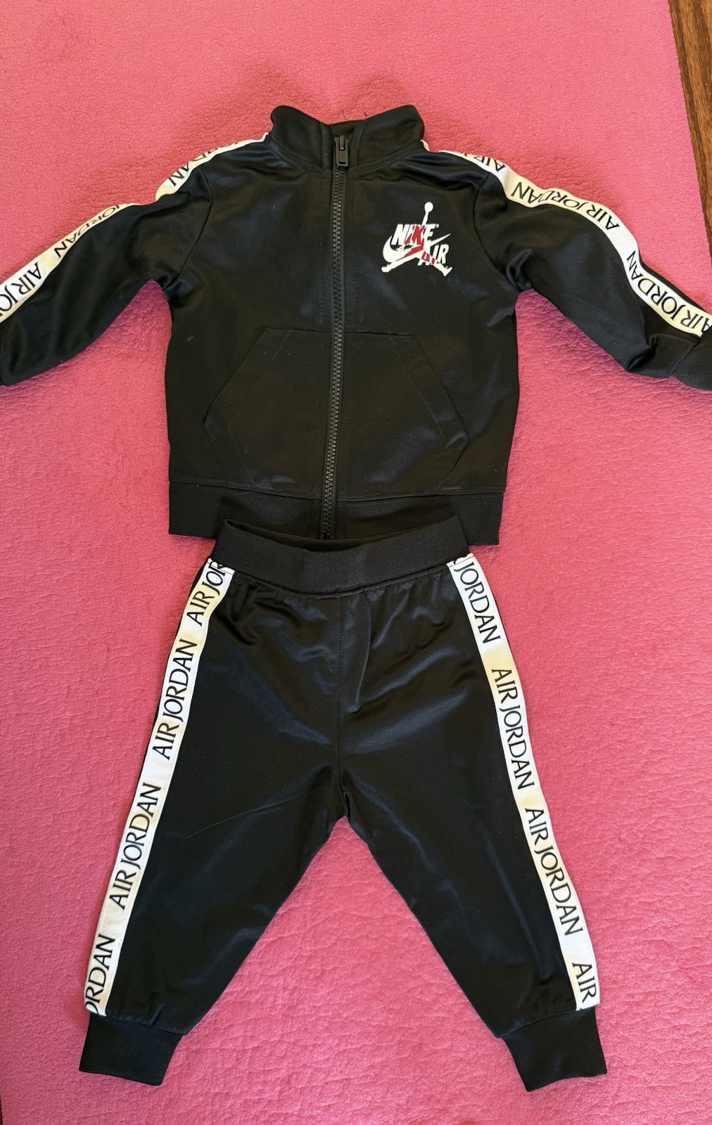 Nike Air Jordan Toddler Boys Full Zip Jacket & Pants Track Suit 2 PC Set 12M