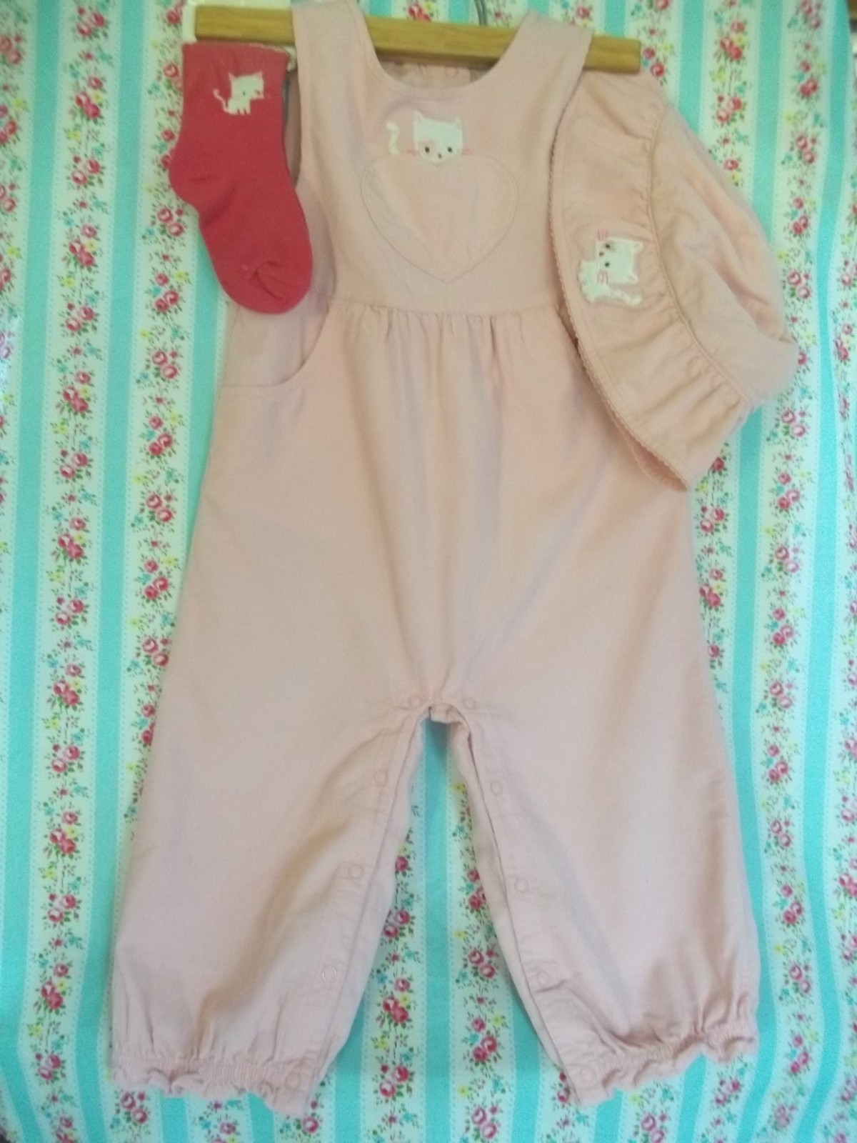 Gymboree ’09 Nice Kitty pink overall corduroy romper socks cat hat 12-18 18-24
