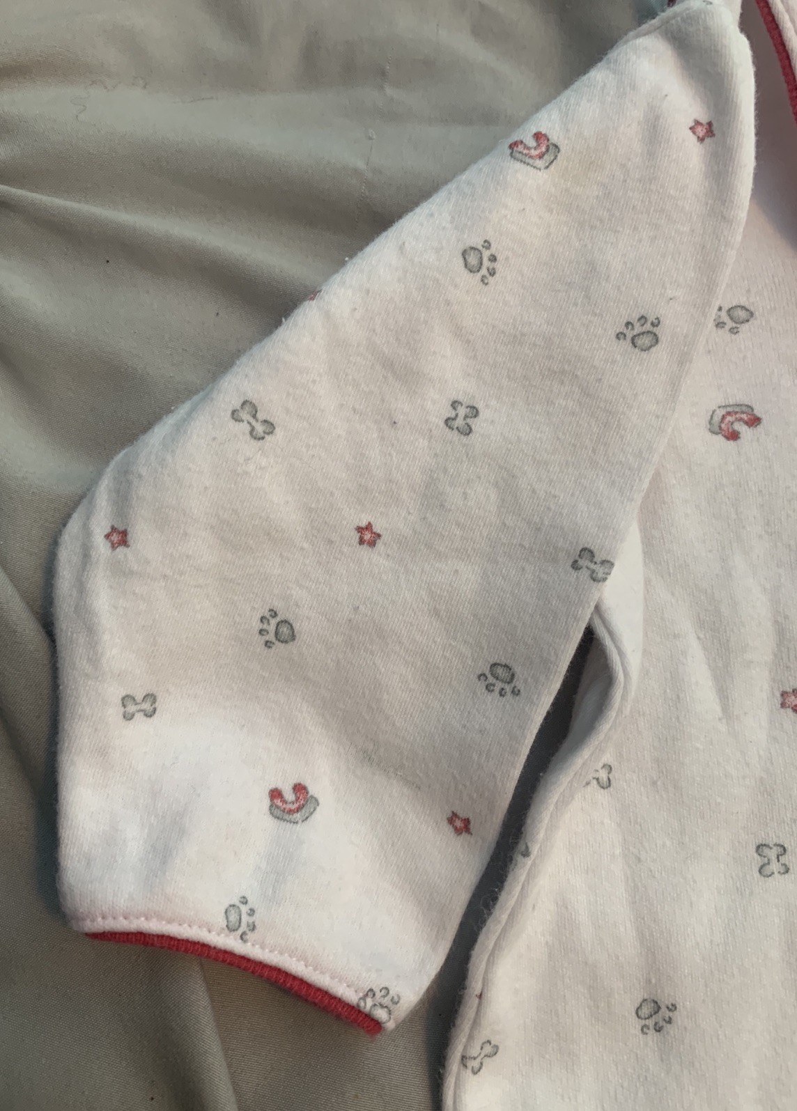 Vintage 2001 Disney Embroidered Dalmatians 1 piece baby outfit size 9 months