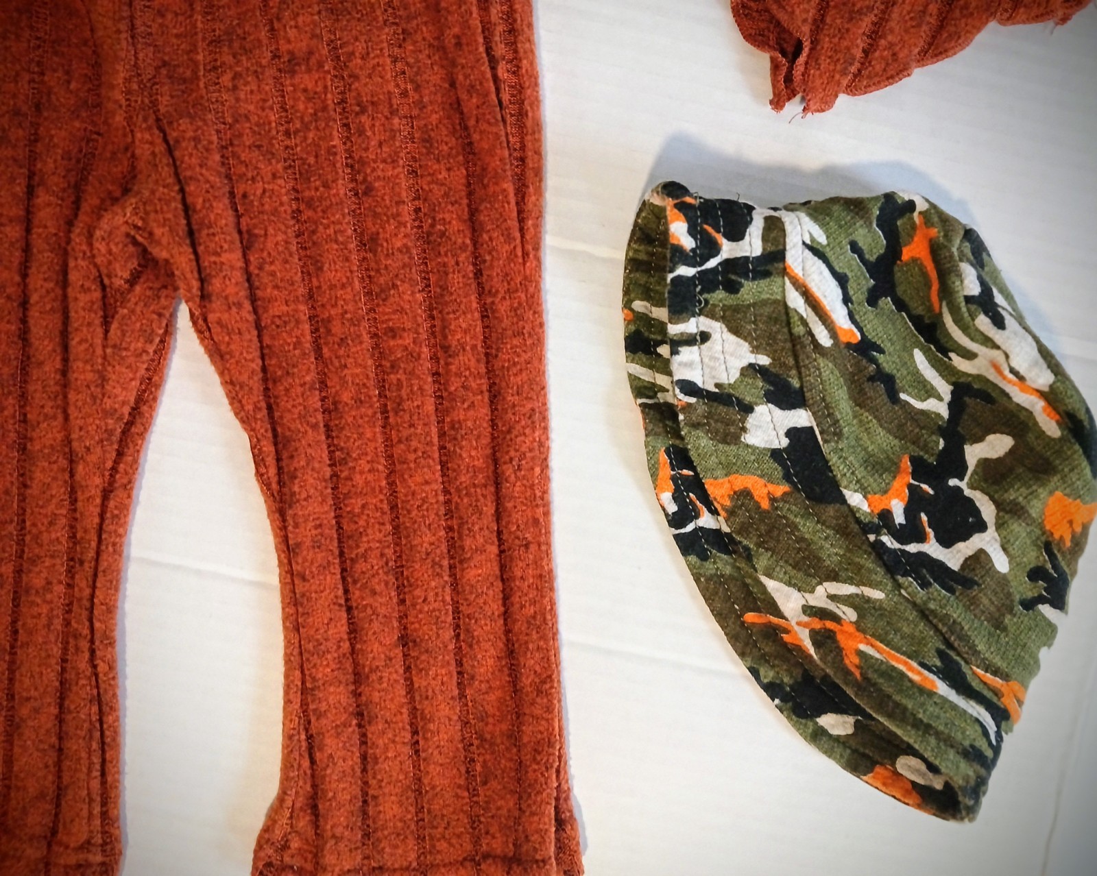 3pc Toddler Girls Set Top/ Pants /Hat 3-6 Months Burnt Orange