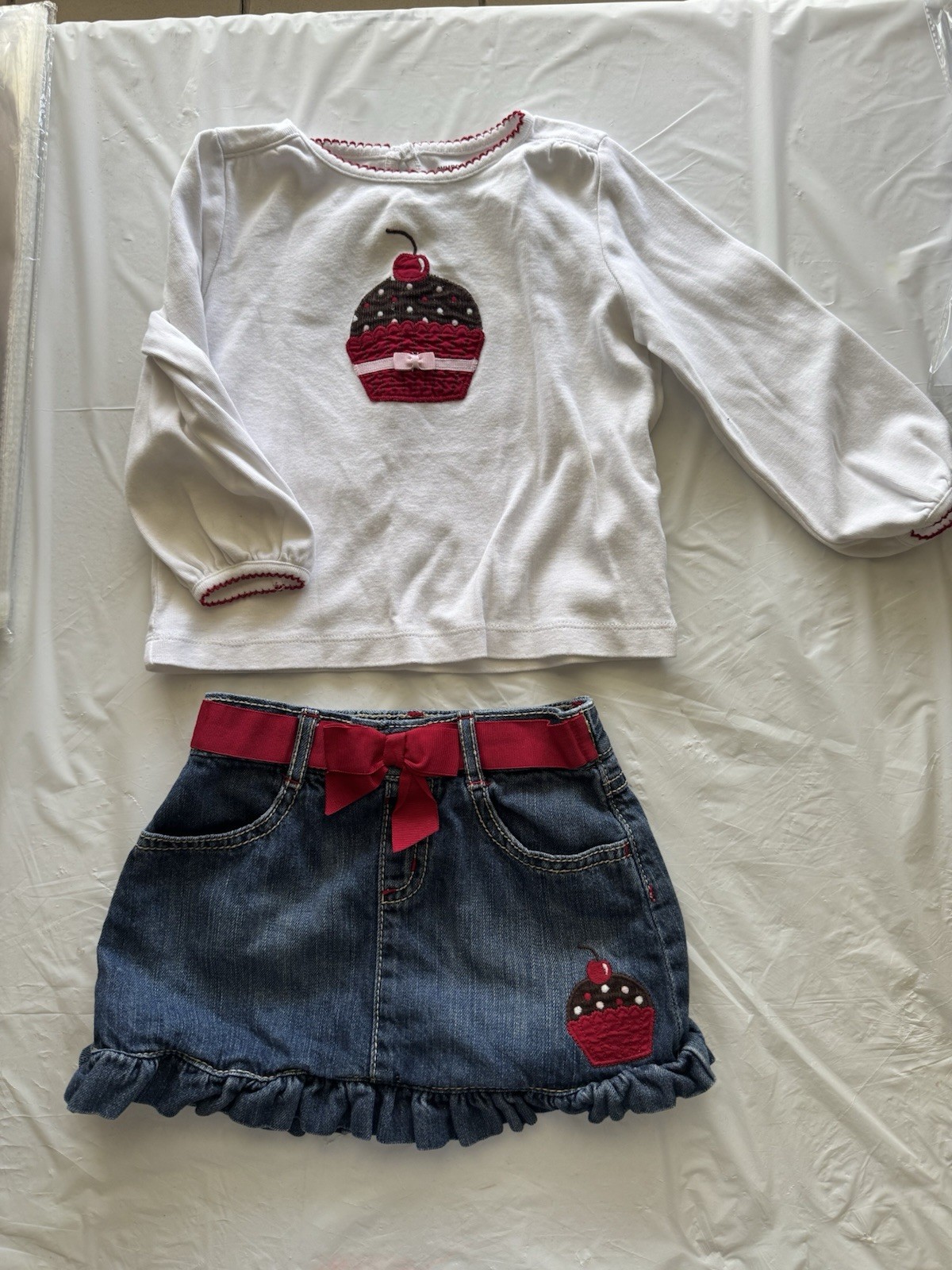Vintage Gymboree Cup Cake Design For Toddler Girl Size 2T.