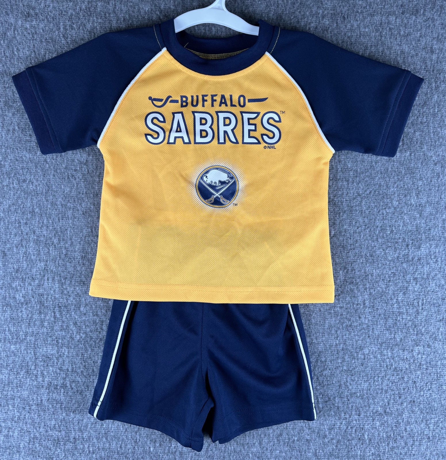 NWOT Buffalo Sabres Boys Toddler Infant Jersey / Shorts Set (2T) Shirt Shorts