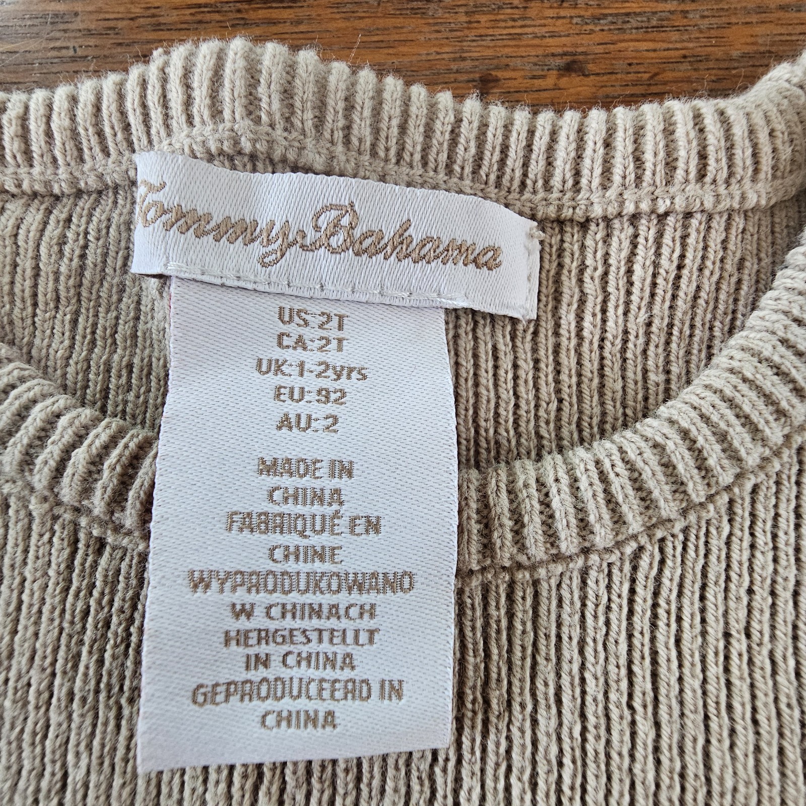 Tommy Bahama Girls 2T Knit 3 Piece Skirt Shirt Vest Fair Aisle Snowflakes Trees