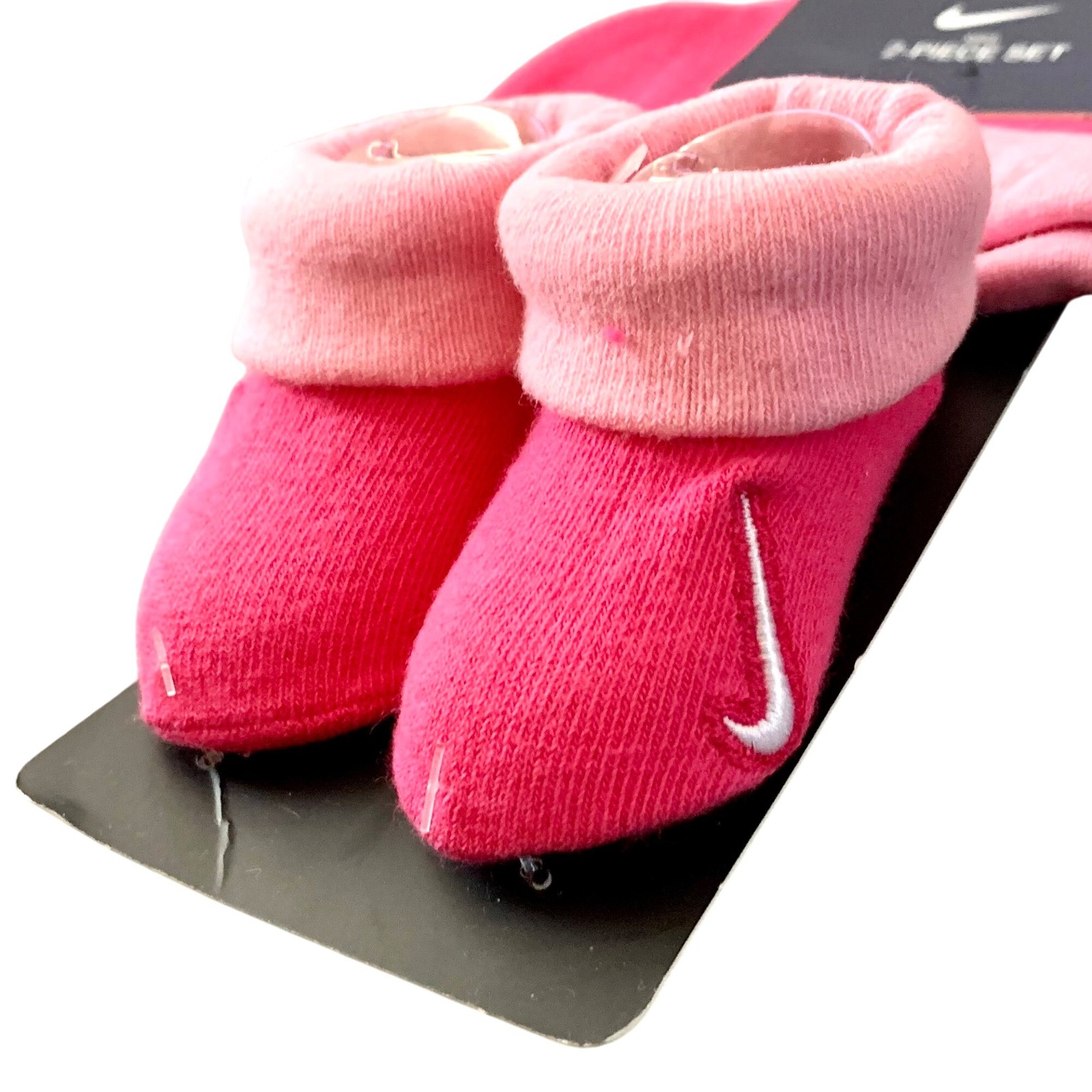Nike Baby Girls 2 PC Set Size 0-6 Mos Swoosh Hat Booties Hyper Pink Gift Shower