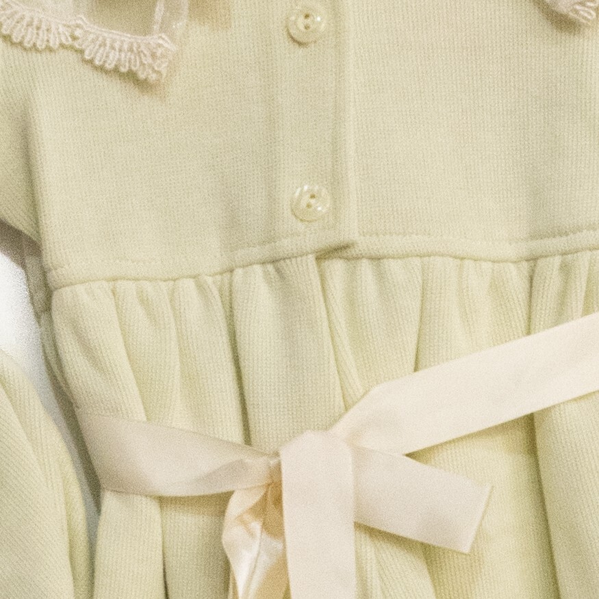 L’E Girl Ivory Polycotton Overall Bodysuit Fleece Lace Collar Button 18-24M NWOT