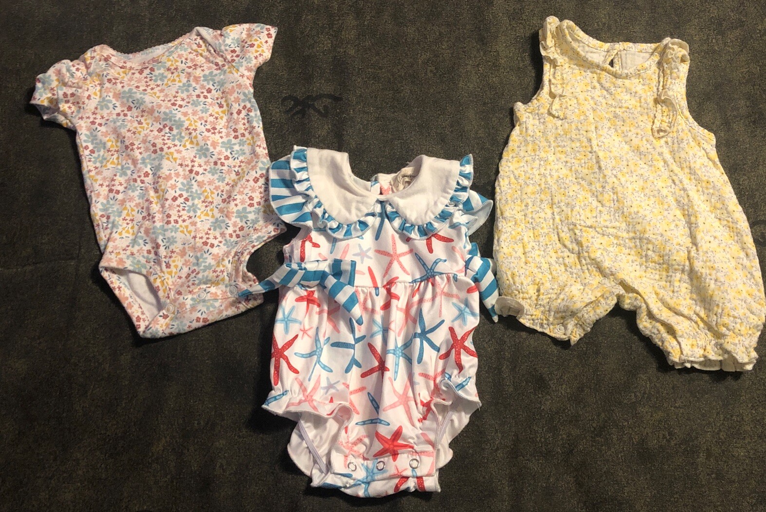 Girls Lot Of (3) One Piece Outfits Size 3-6 Month Lot# 1403