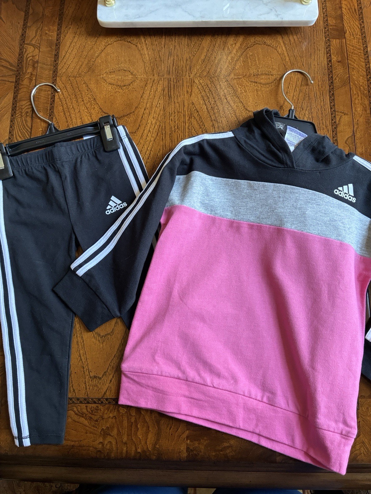 adidas Baby Girl 24-MONTH-OLD Set Iridescent Print, Lightweight, Travel Playwear