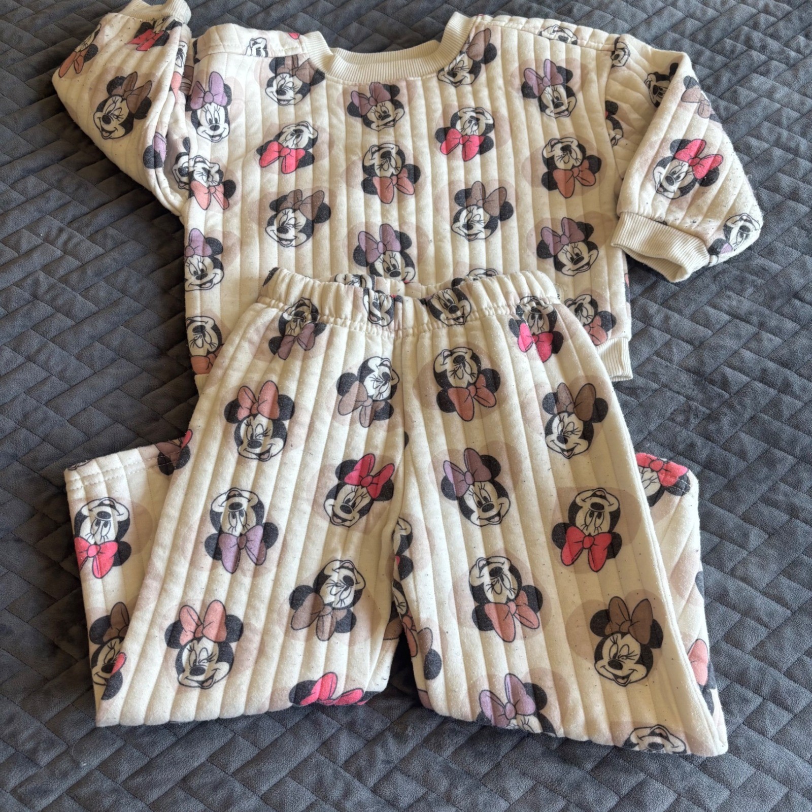 Disney Minnie Mouse Girls 3T Quilted Sweatshirt and Pants Set Cream Pink RN15517