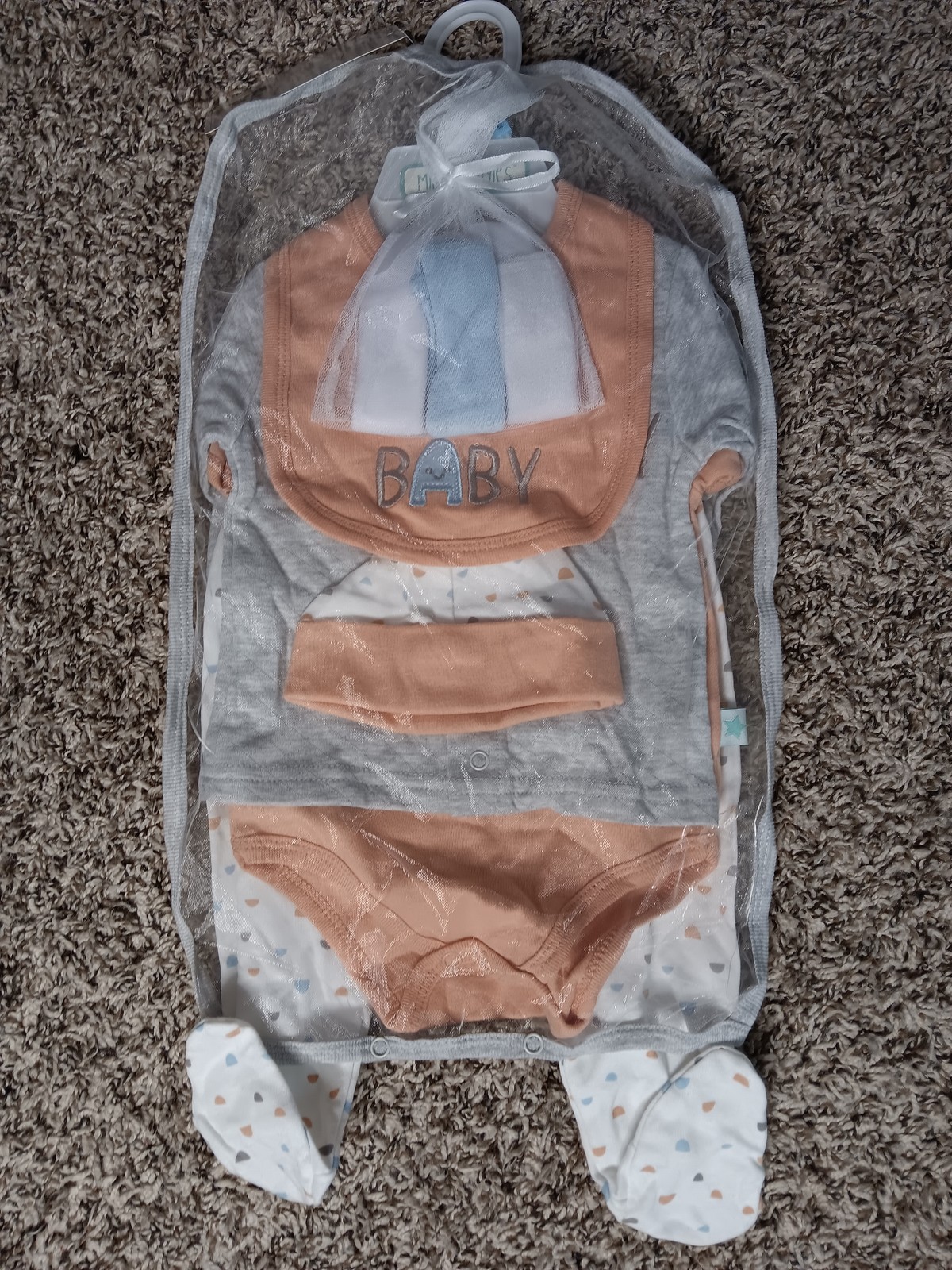 Baby 9-Piece Layette Gift Set – Newborn Essentials Bundle