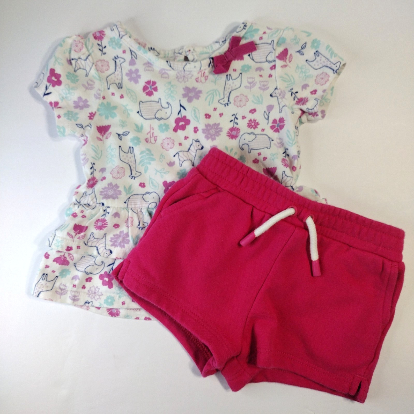 2pc Girls Outfit 6-9M Carter’s S/S Floral Top & Dip Elastic Waist Shorts Pockets