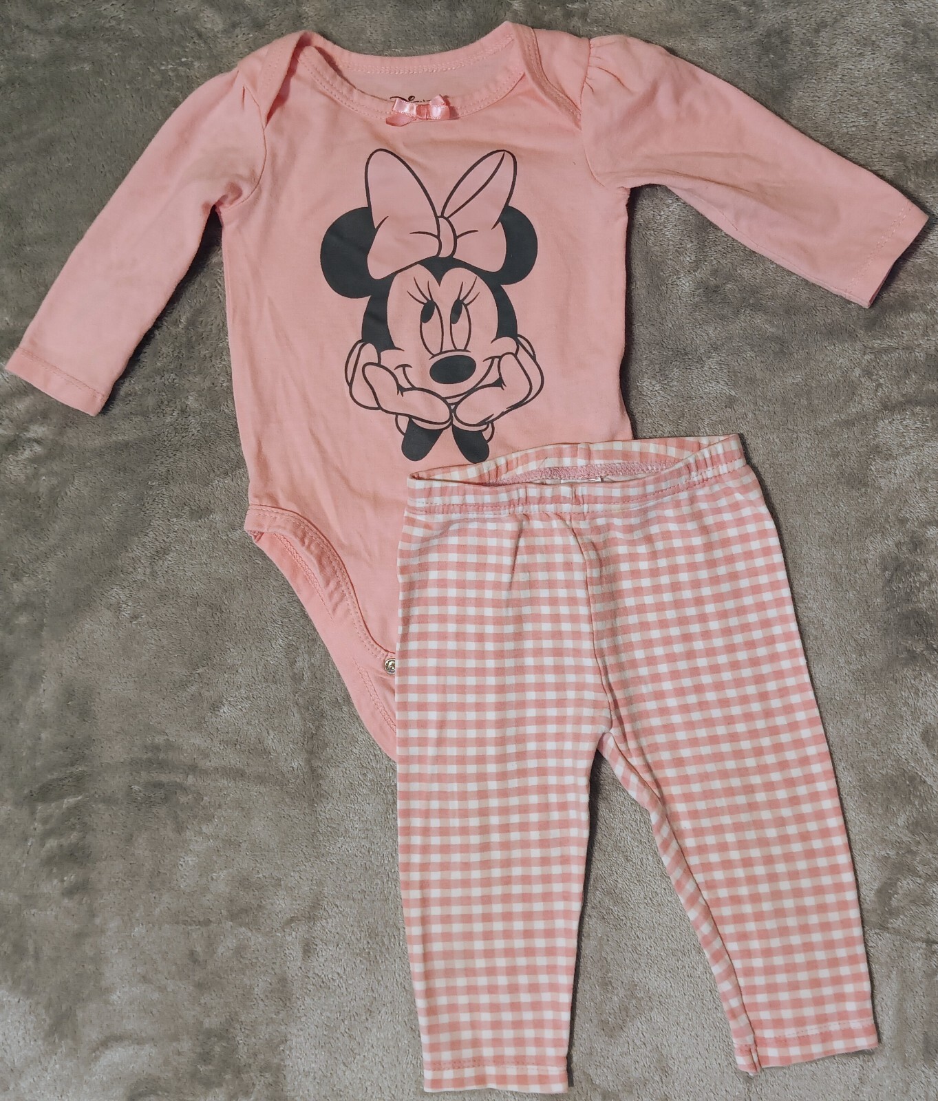 Disney Carter’s Baby Girl 6 Month Pink Minnie Mouse Set Bodysuit & Leggings