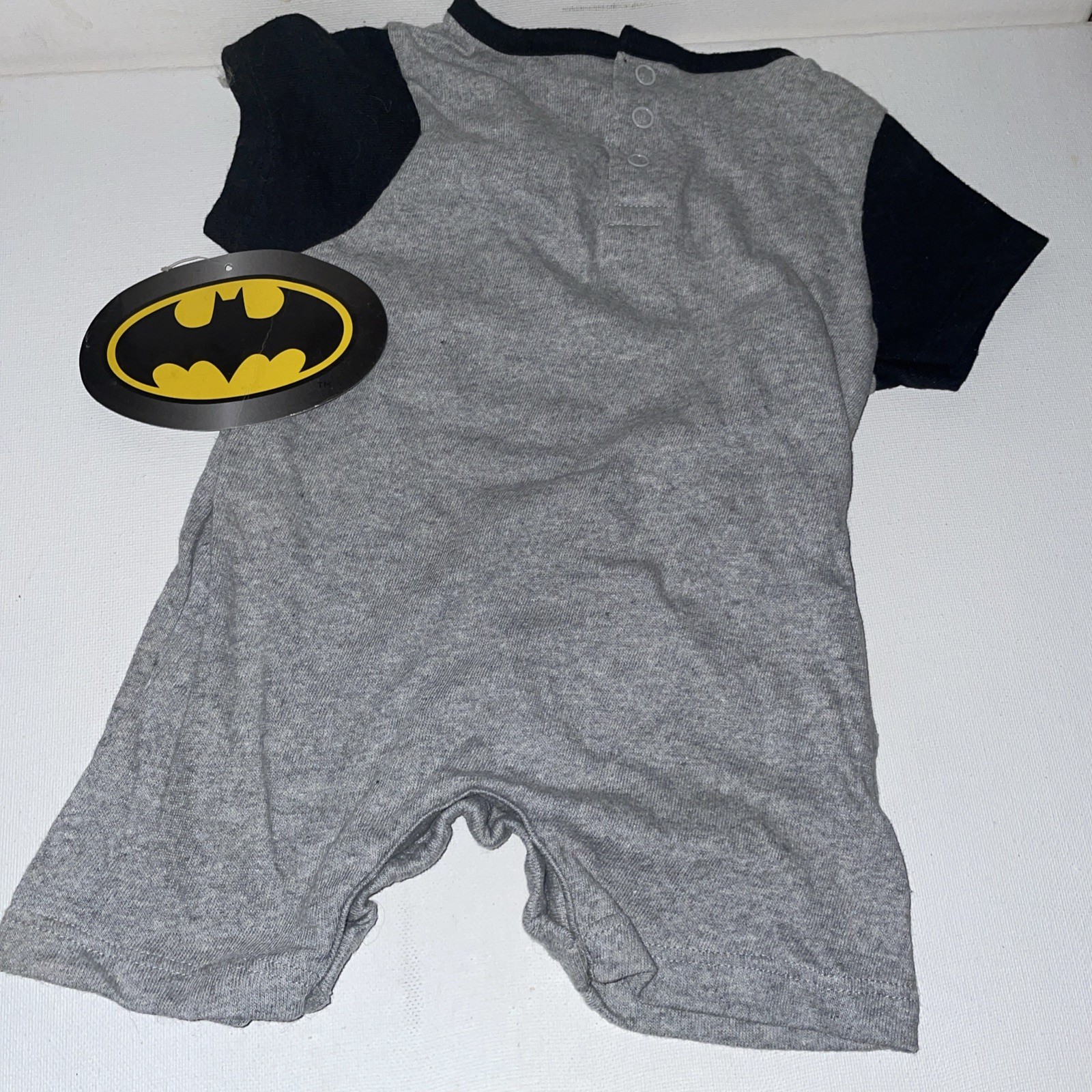 Lot Of 2 6-9 Months Boy Girl Kids Romper Batman Superman One Piece Outfit