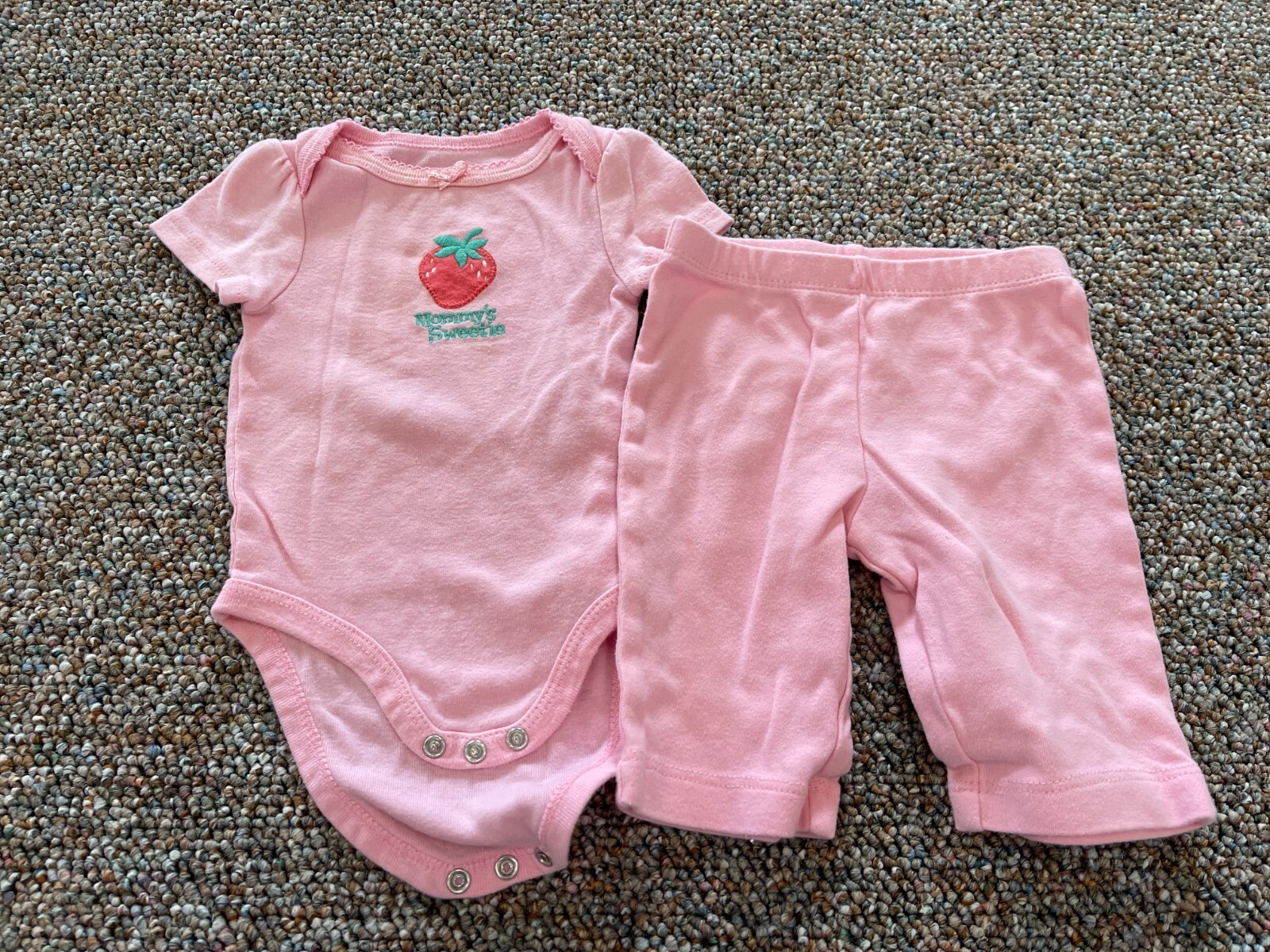 Circo Mommy’s Sweetie Strawberry Outfit 0-3M
