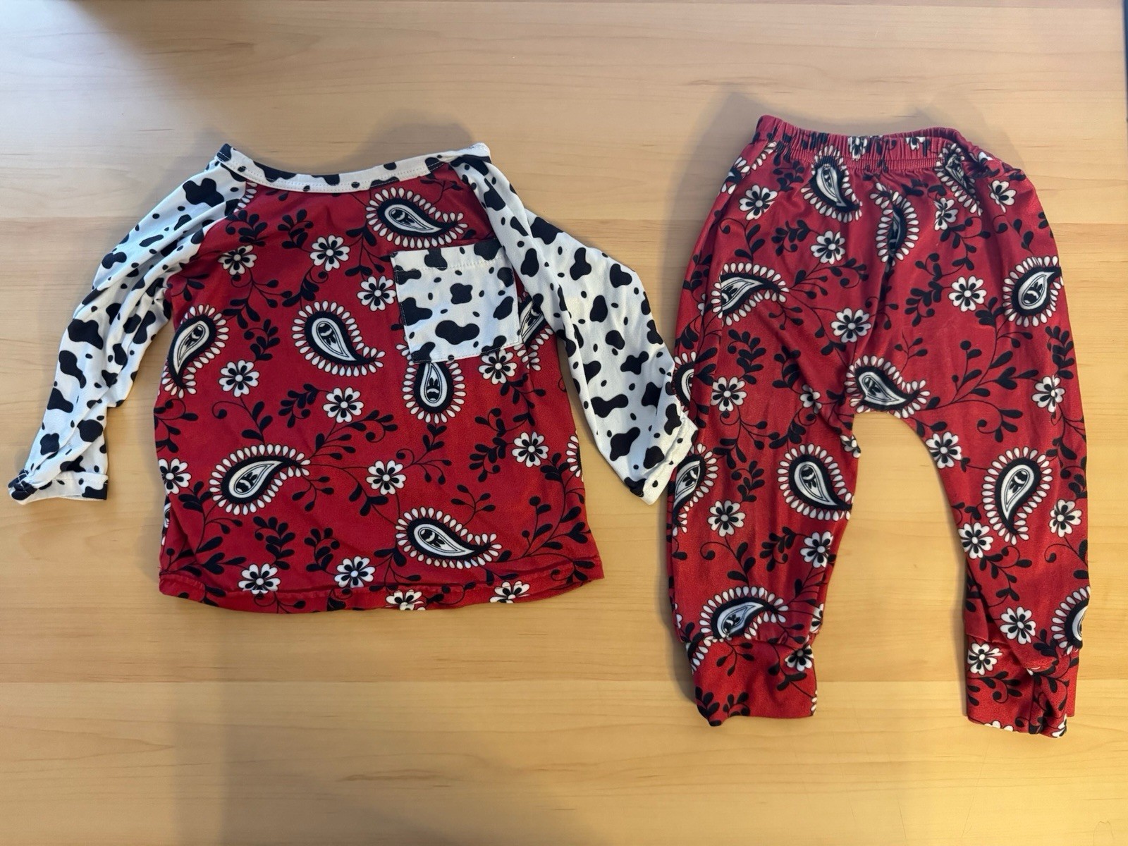 Two Piece Girls Red Paisley & Cow Print Western Size 12-18M