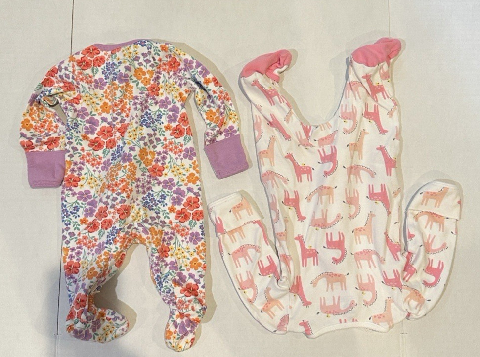Lot of Baby Girl Clothes 0-3 months READ DESCRIPTION