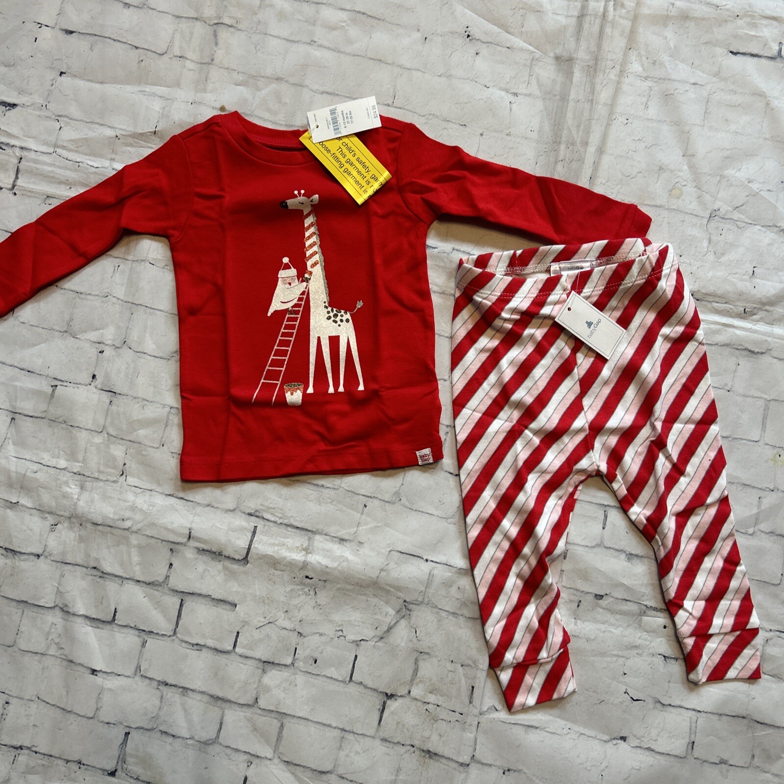 Baby Gap 6-12 Months Red Outfit Nwt Christmas 2 Piece Outfit Girl Or Boy