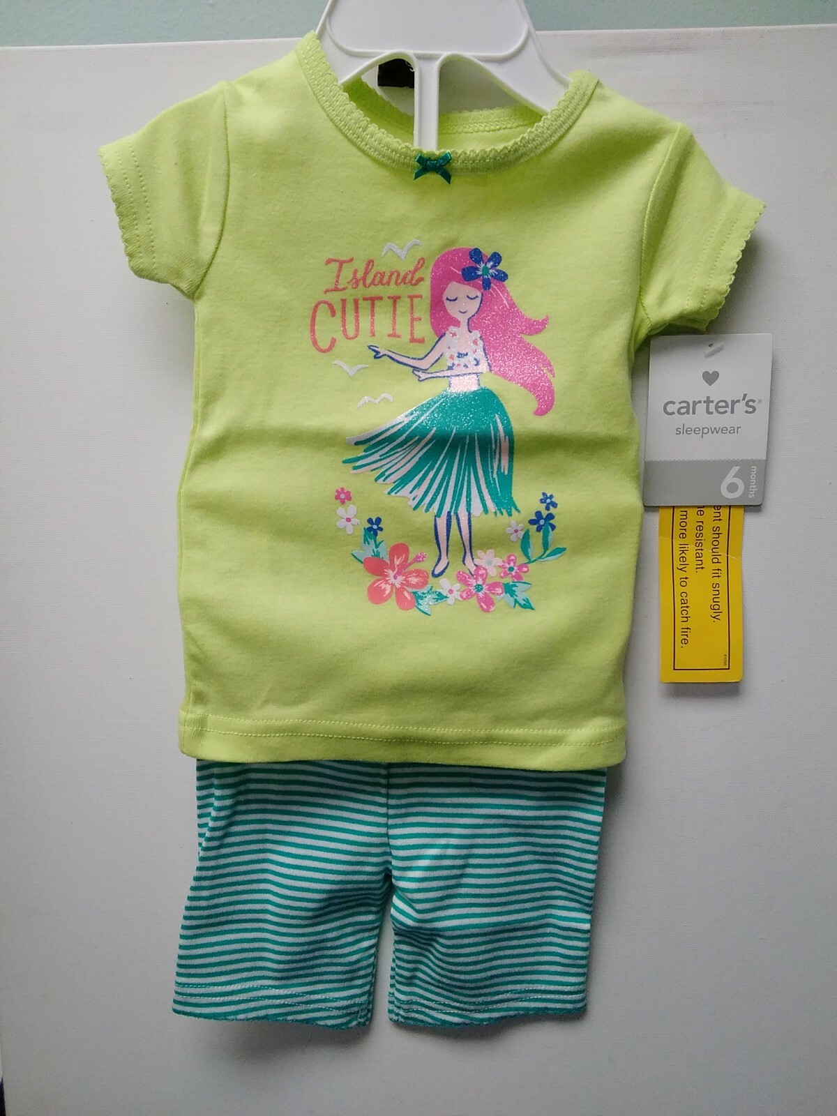 Carters Girls Sleepwear Set 4 Pieces 2 Tops and 2 Short Bottoms 6 Months (624)