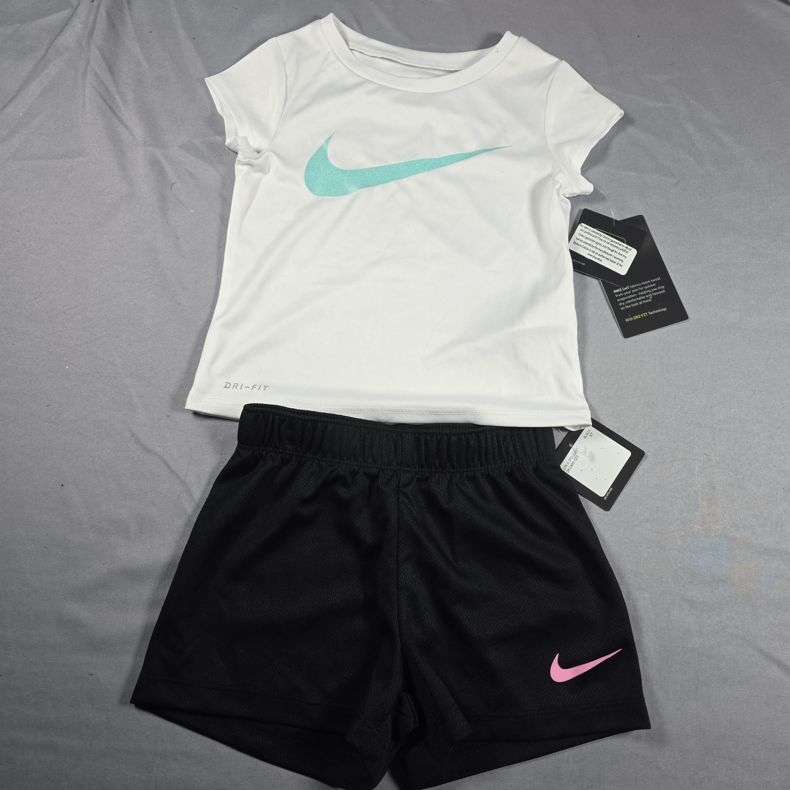 Nike Dri-Fit Little Girl’s 2-Piece Graphic Tee & Short Set White Black 3T