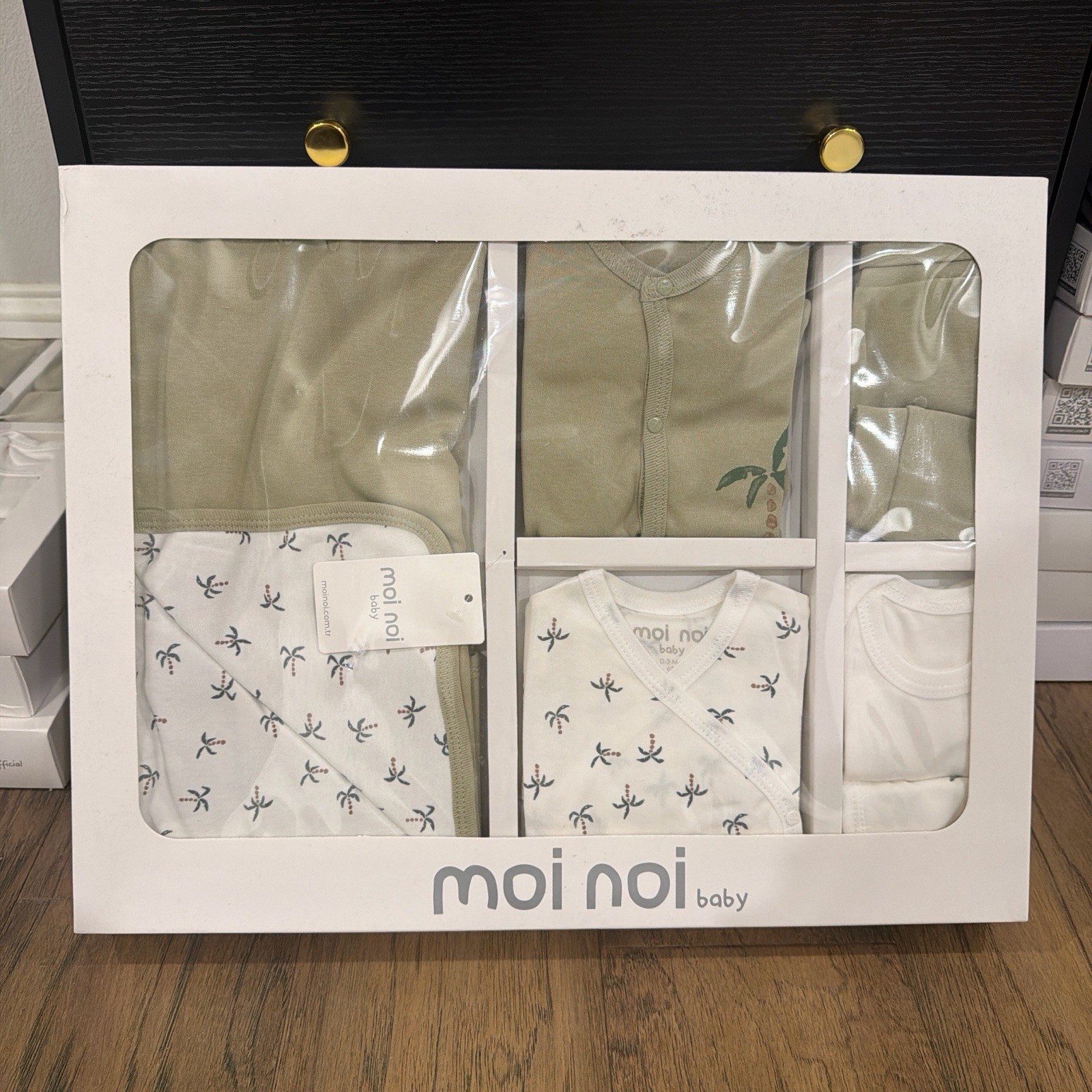 moi noi baby 9-Piece Beige Palm Tree Layette Set Bodysuit Pants Jacket Hat Bib