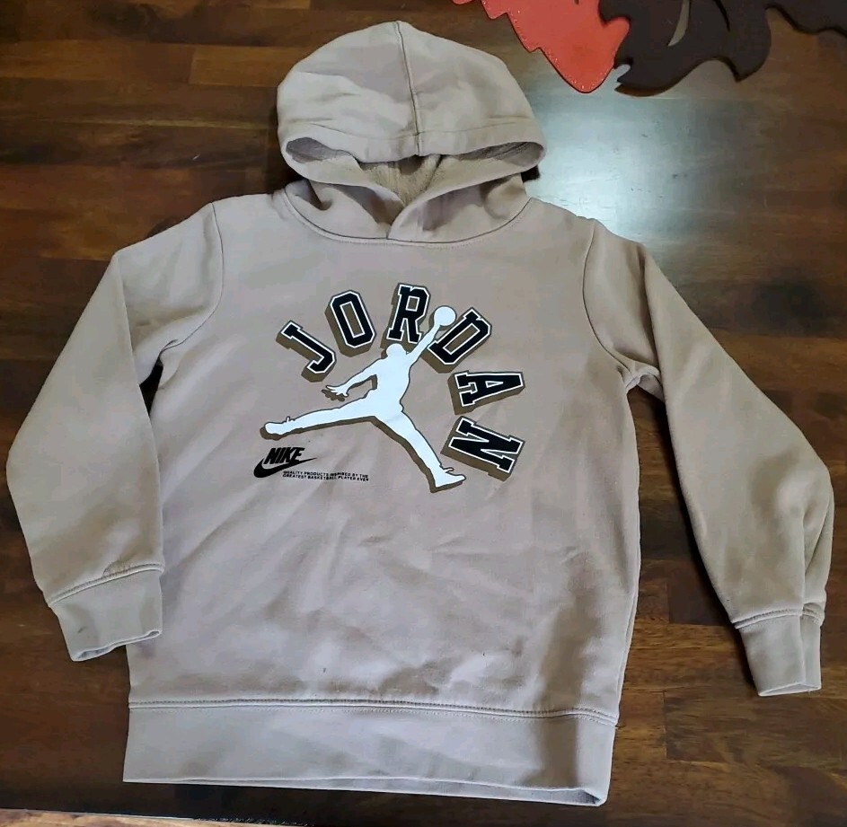 Nike Air Jordan Kids Hoodie ~ Brown, Black & White 5-6Yrs M