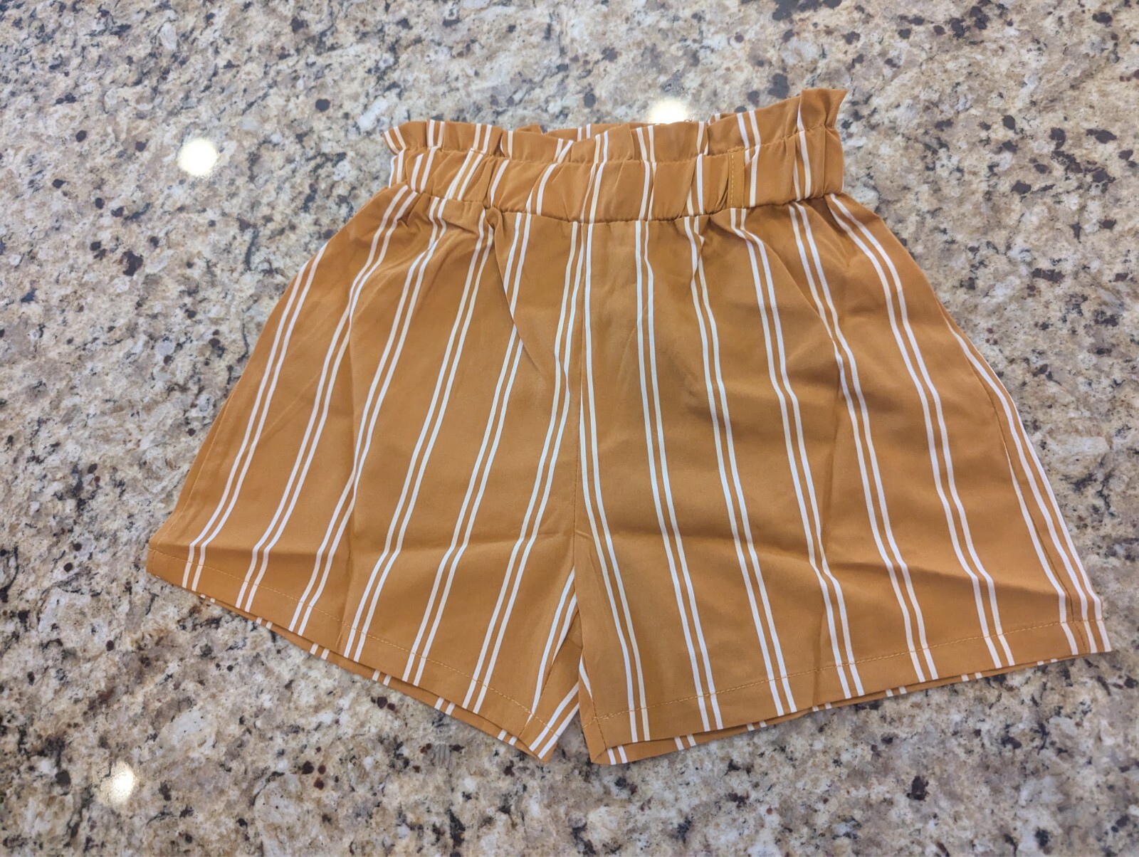 Toddler Girls Ruffle Trim Bardot Blouse & Striped Belted Paper Bag Waist Shorts