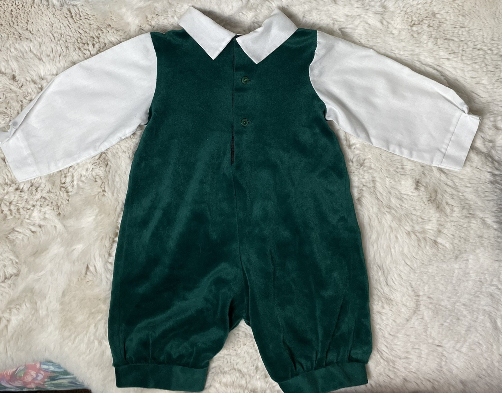 VTG Bryan & Co Green Velvet Romper – Size 6-9 Months