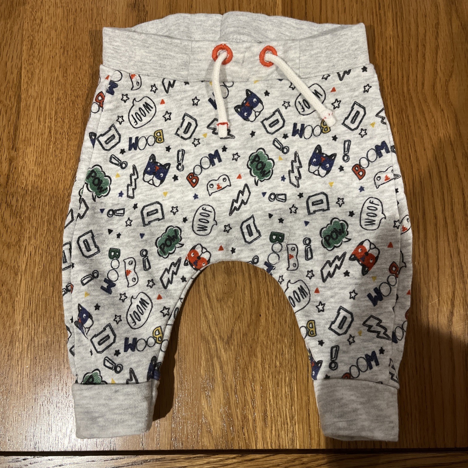 Marvel Comics baby boy superhero clothes bundle, 0-3 months up to 1 month Bib